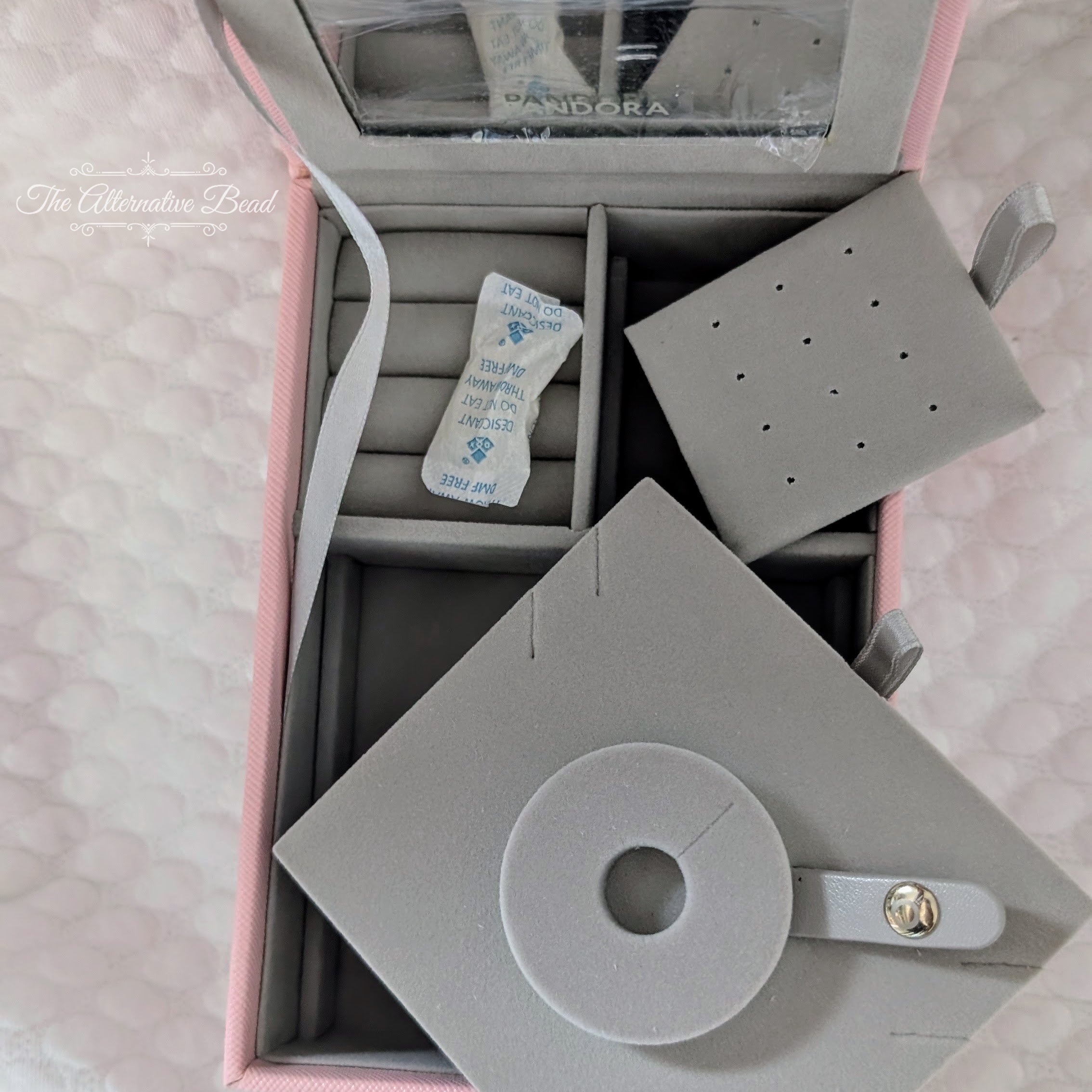 Pandora Pink Jewelry Case   Jewelry Box by The Alternative Bead. Your official Pandora Retailer from Germany