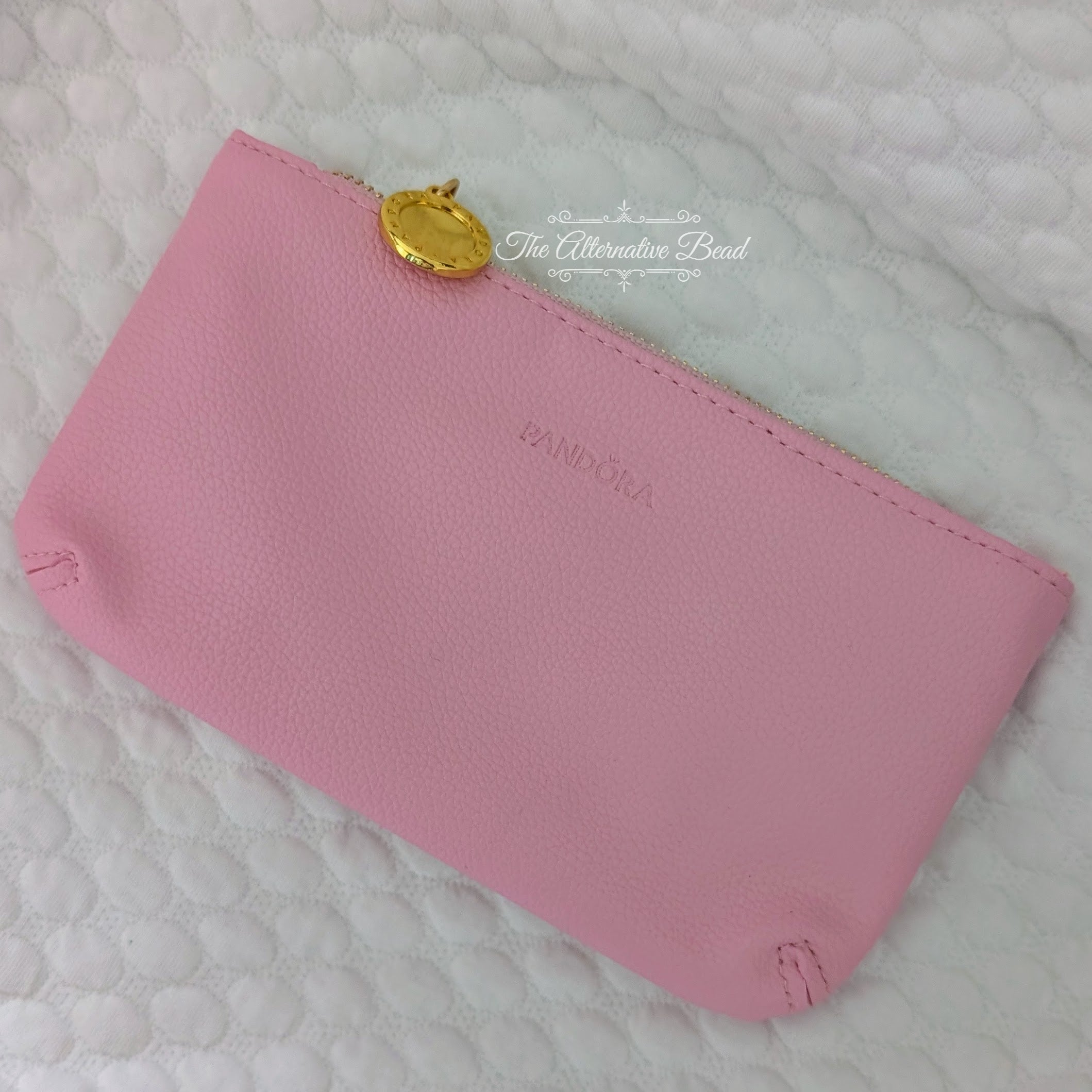 Pandora Pink Zipper / Cosmetics Pouch   Jewelry Box by The Alternative Bead. Your official Pandora Retailer from Germany