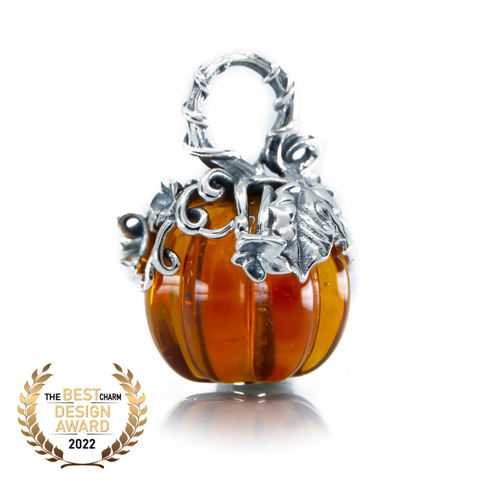 Aurora Charm Enchanted Pumpkin silver; orange sterling-silver; glass Dangle by The Alternative Bead. Your official Aurora Charm Retailer from Germany