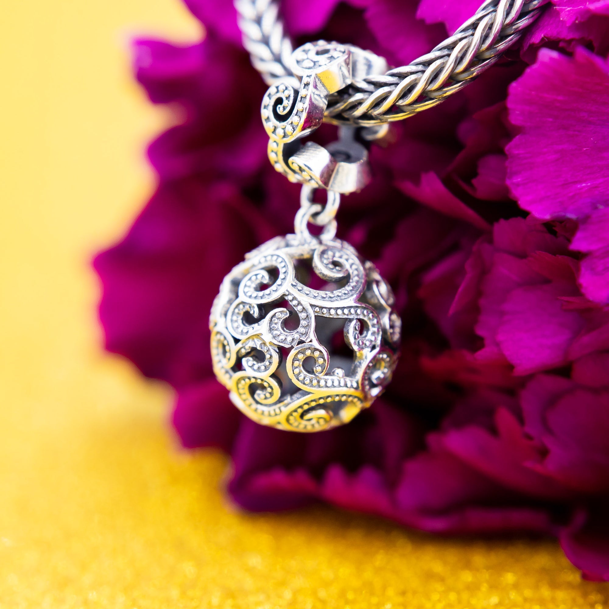 Elfbeads Baroque Dangle V2 silver sterling-silver Dangle by The Alternative Bead. Your official Elfbeads Retailer from Germany