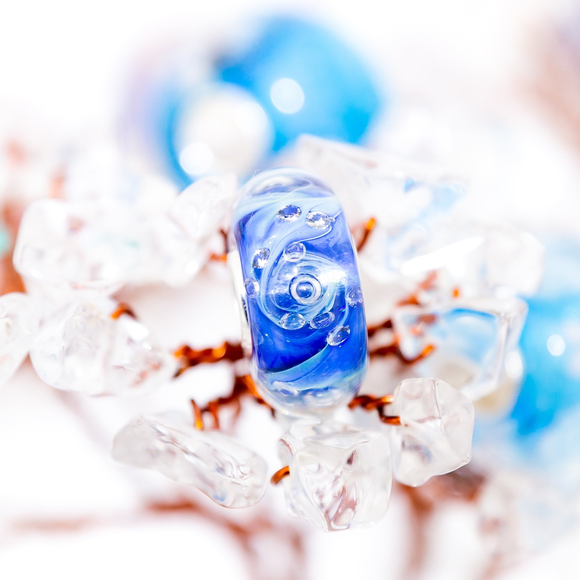 Elfbeads Blizzard  glass Bead by The Alternative Bead. Your official Elfbeads Retailer from Germany