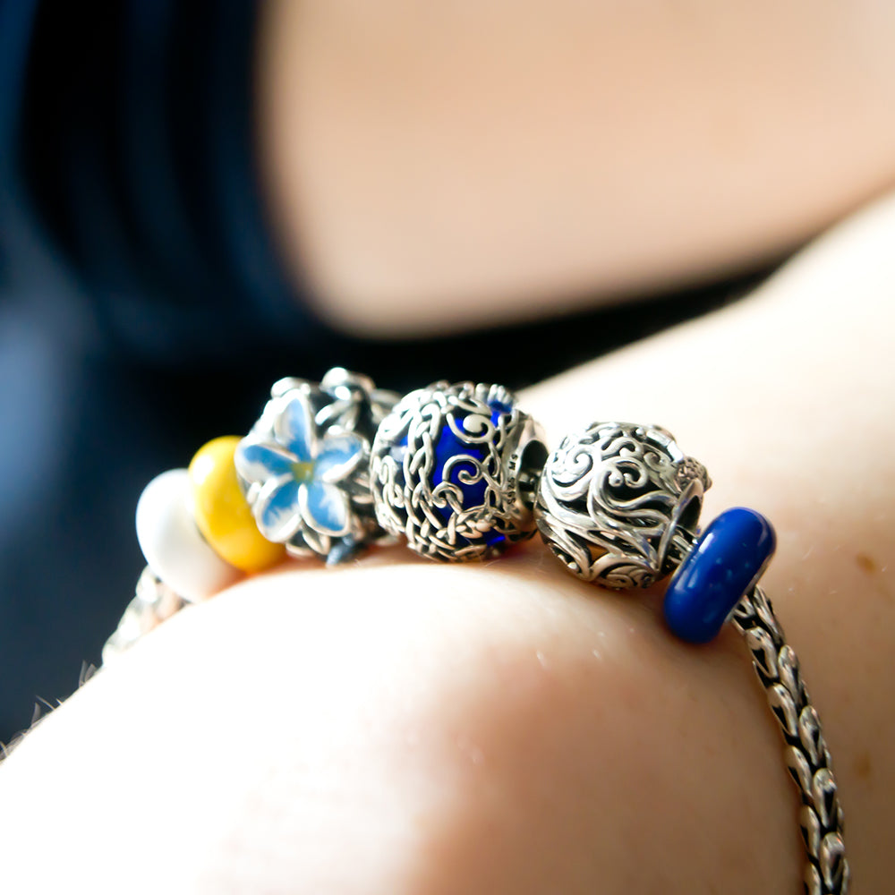 Aurora Charm Irish Celtic Tree of Life Blue Bead silver; blue sterling-silver; glass Bead by The Alternative Bead. Your official Aurora Charm Retailer from Germany