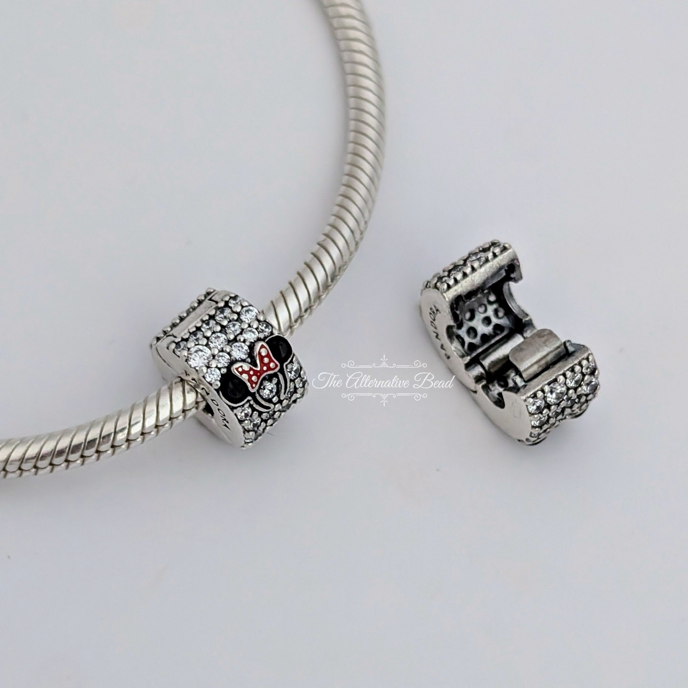 Disney x Pandora Mickey & Minnie Mouse Ears Clips silver sterling-silver Clip by The Alternative Bead. Your official Disney x Pandora Retailer from Germany