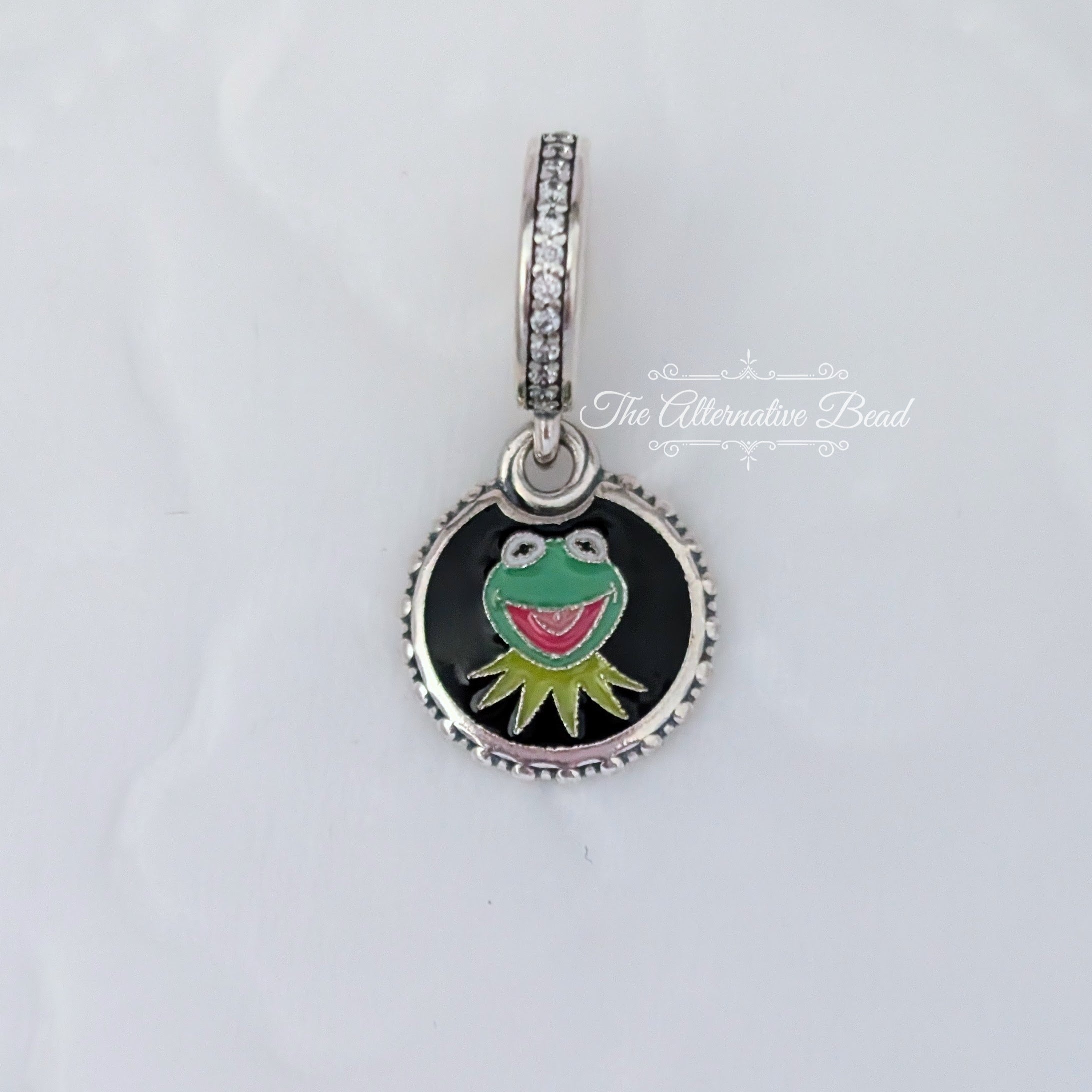 Disney x Pandora Kermit The Frog Dangle green sterling-silver and enamel Dangle by The Alternative Bead. Your official Disney x Pandora Retailer from Germany