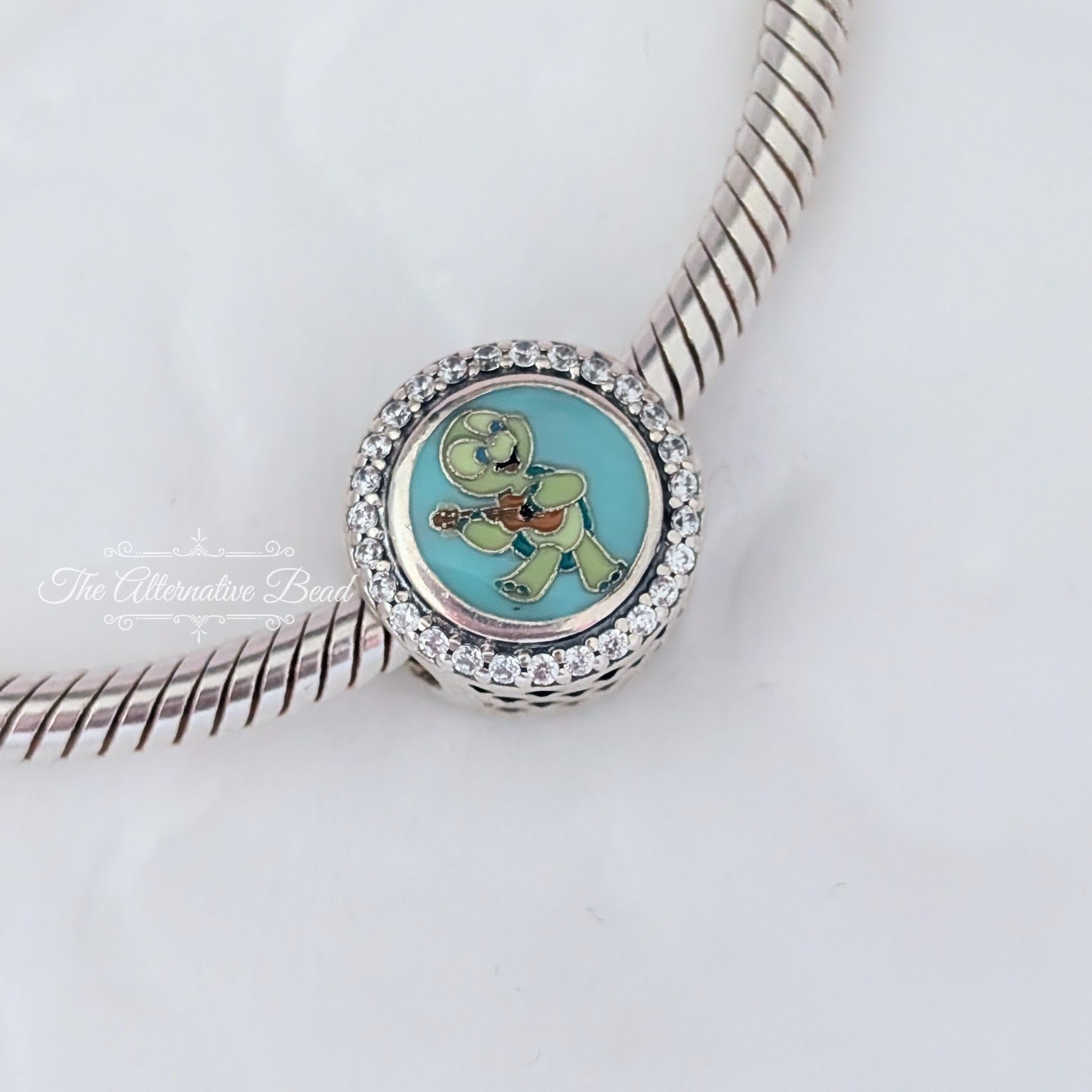 Disney x Pandora Aulani Olu Mel Turtle green and blue and silver sterling-silver and enamel Bead by The Alternative Bead. Your official Disney x Pandora Retailer from Germany