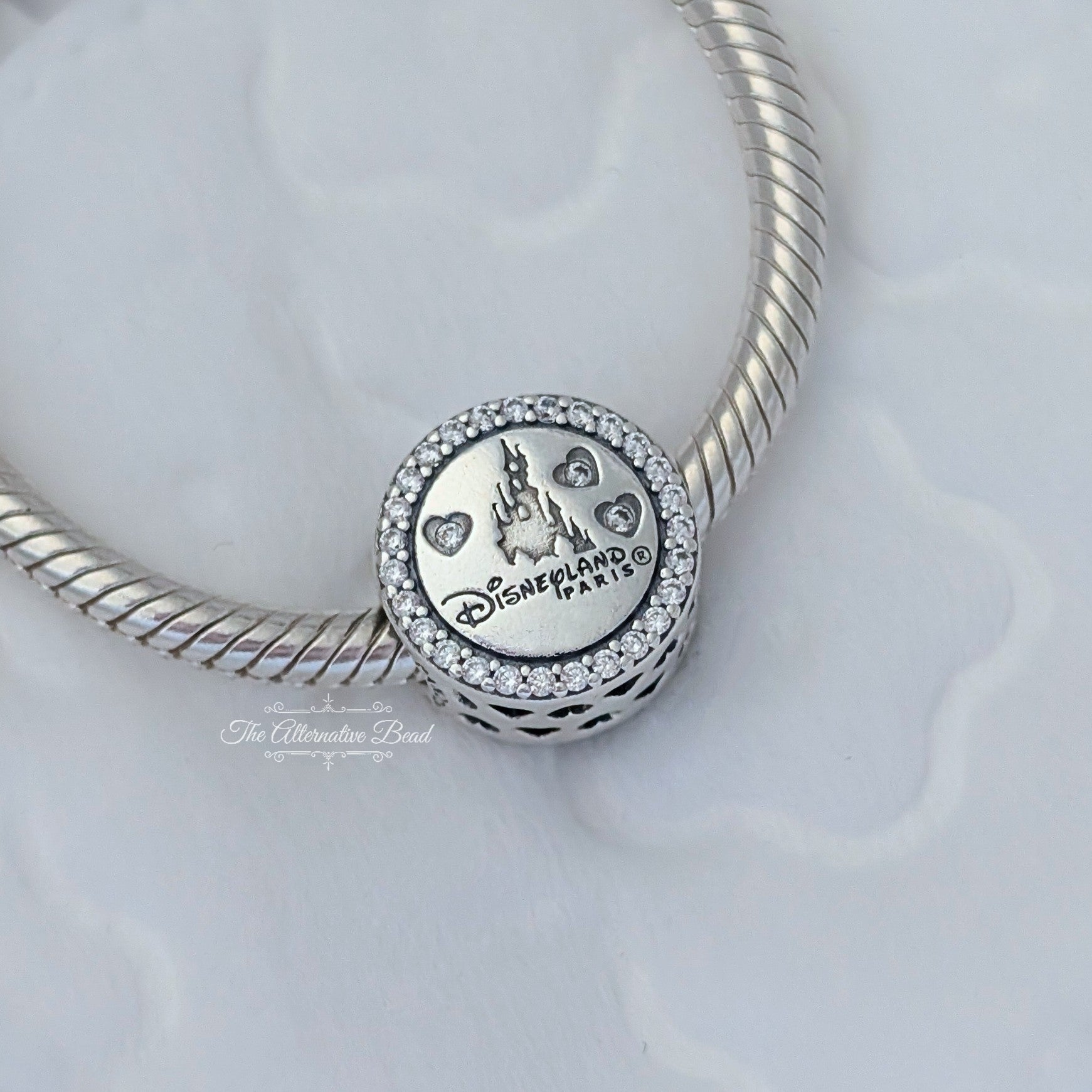 Disney x Pandora Mickey & Minnie Eiffel Tower silver sterling-silver and enamel Bead by The Alternative Bead. Your official Disney x Pandora Retailer from Germany