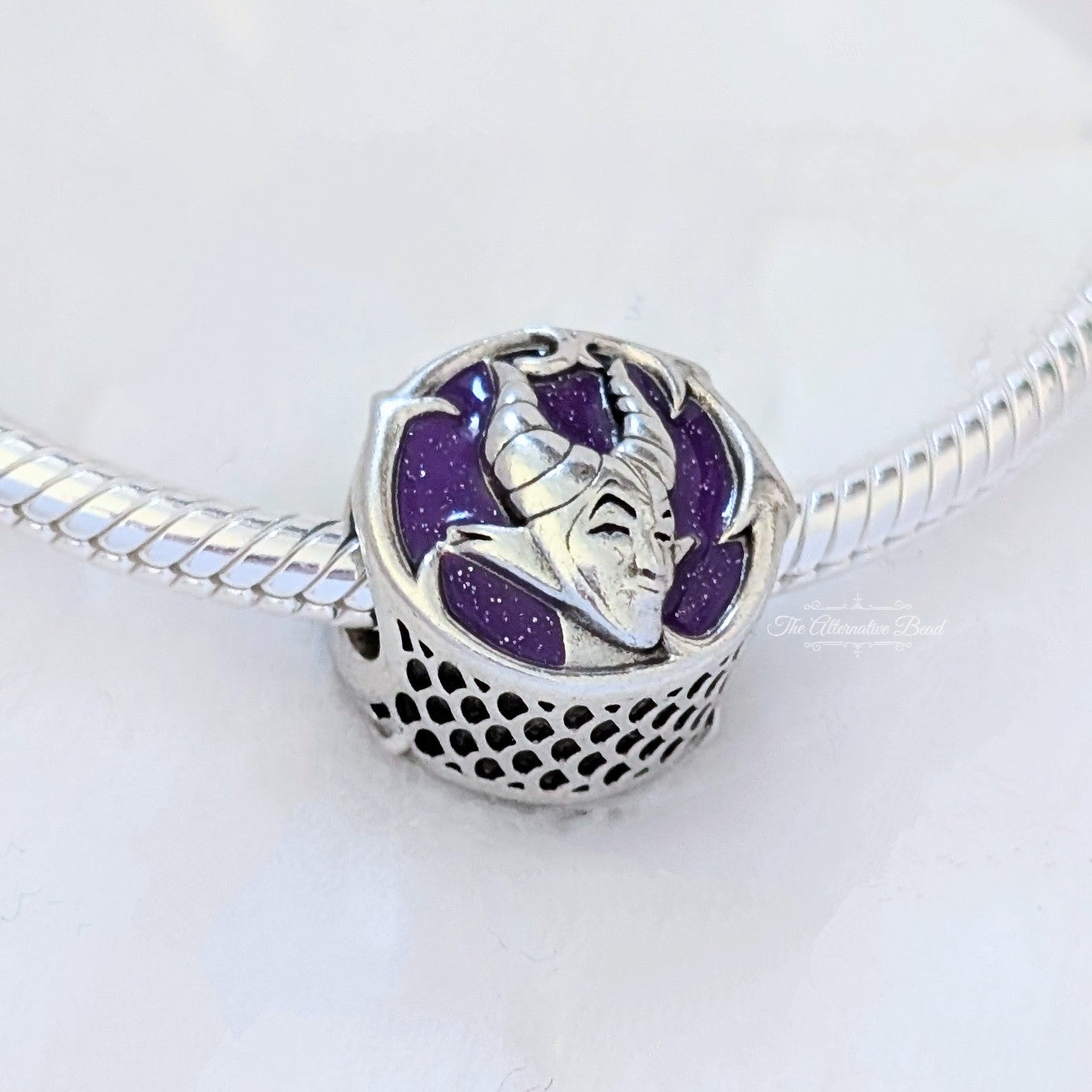 Disney x Pandora Disney Parks Maleficent Mistress of Evil Charm silver and purple and green sterling-silver Bead by The Alternative Bead. Your Jewelry Retailer from Germany