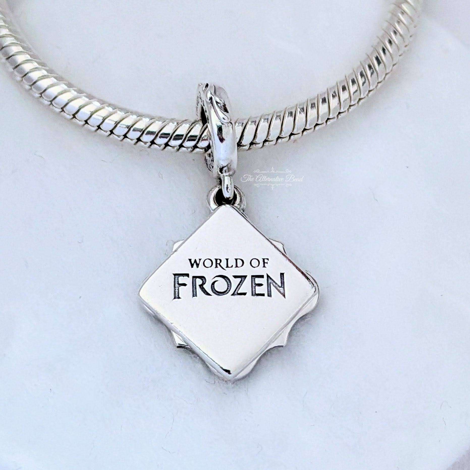 Disney x Pandora Disney World Of Frozen Double Dangle Charm silver; purple; blue sterling-silver; enamel Dangle by The Alternative Bead. Your Jewelry Retailer from Germany