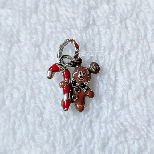 Disney x Pandora Mickey Mouse Holiday Gingerbread Dangle red; silver; brown sterling-silver Dangle by The Alternative Bead. Your Jewelry Retailer from Germany