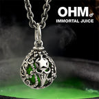 OHM Beads Immortal Juice silver; green sterling-silver; glass Dangle by The Alternative Bead. Your official OHM Beads Retailer from Germany