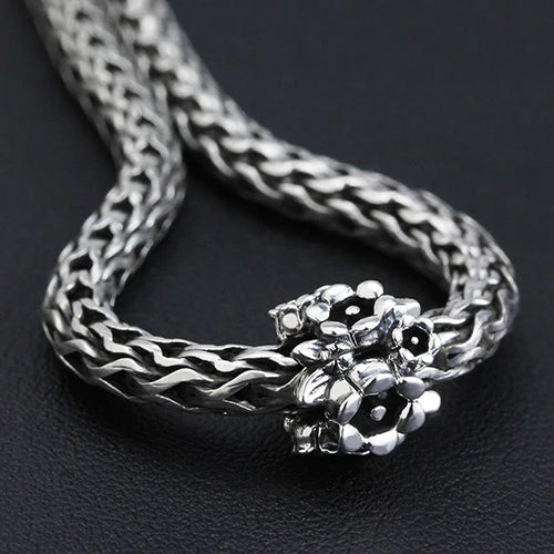 OHM Beads Lily Of The Valley’s Serenade silver sterling-silver Bead by The Alternative Bead. Your official OHM Beads Retailer from Germany