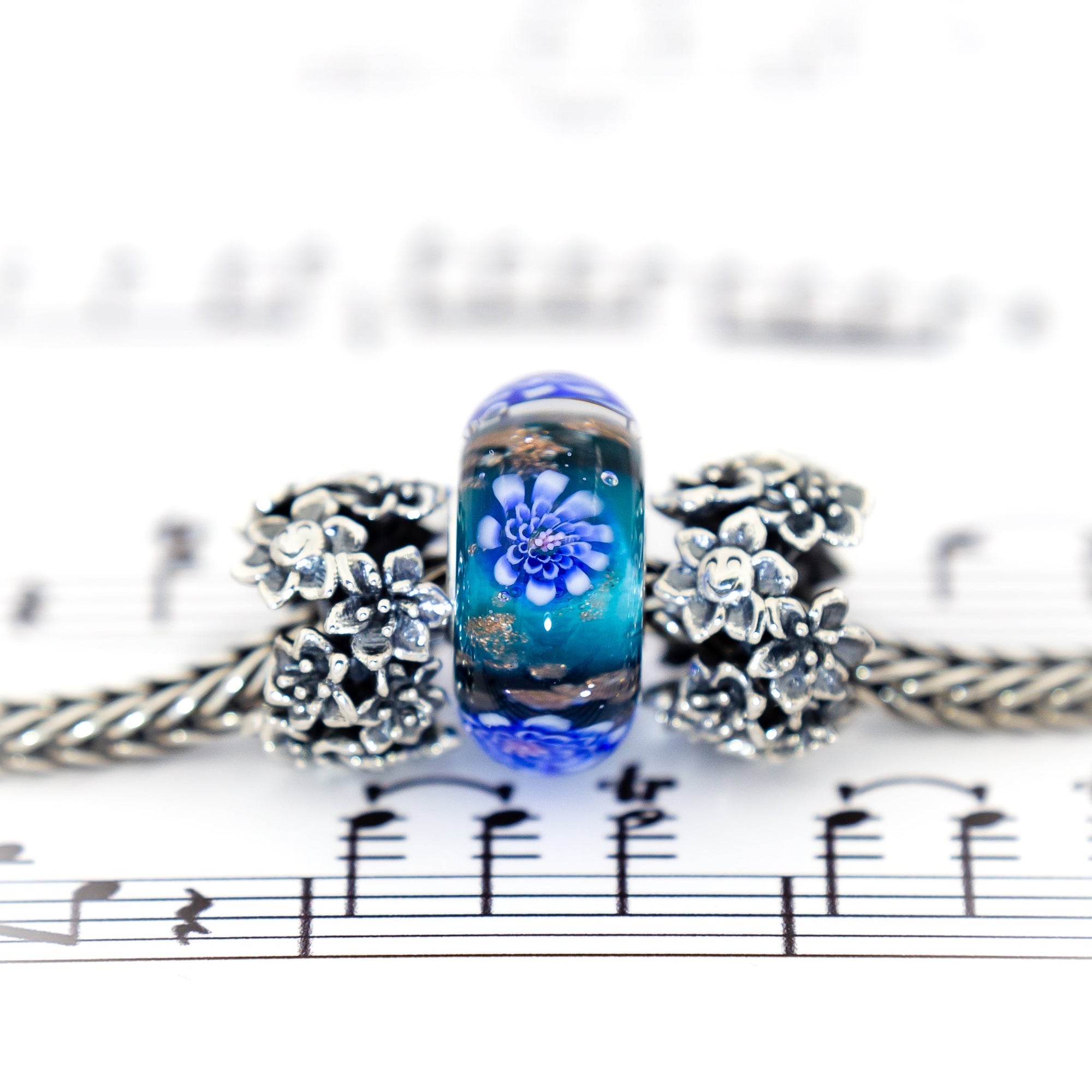 Elfbeads Moonshimmer Ocean Flower  glass Bead by The Alternative Bead. Your official Elfbeads Retailer from Germany