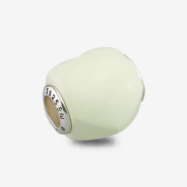 Praan Lemon Australia Chrysoprase Heart Charm green natural-stone Bead by The Alternative Bead. Your official Praan Retailer from Germany