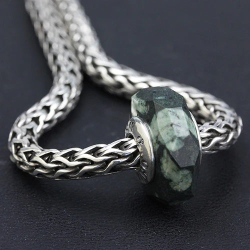 OHM Beads Abstract Aspects black; green natural-stone Bead by The Alternative Bead. Your official OHM Beads Retailer from Germany