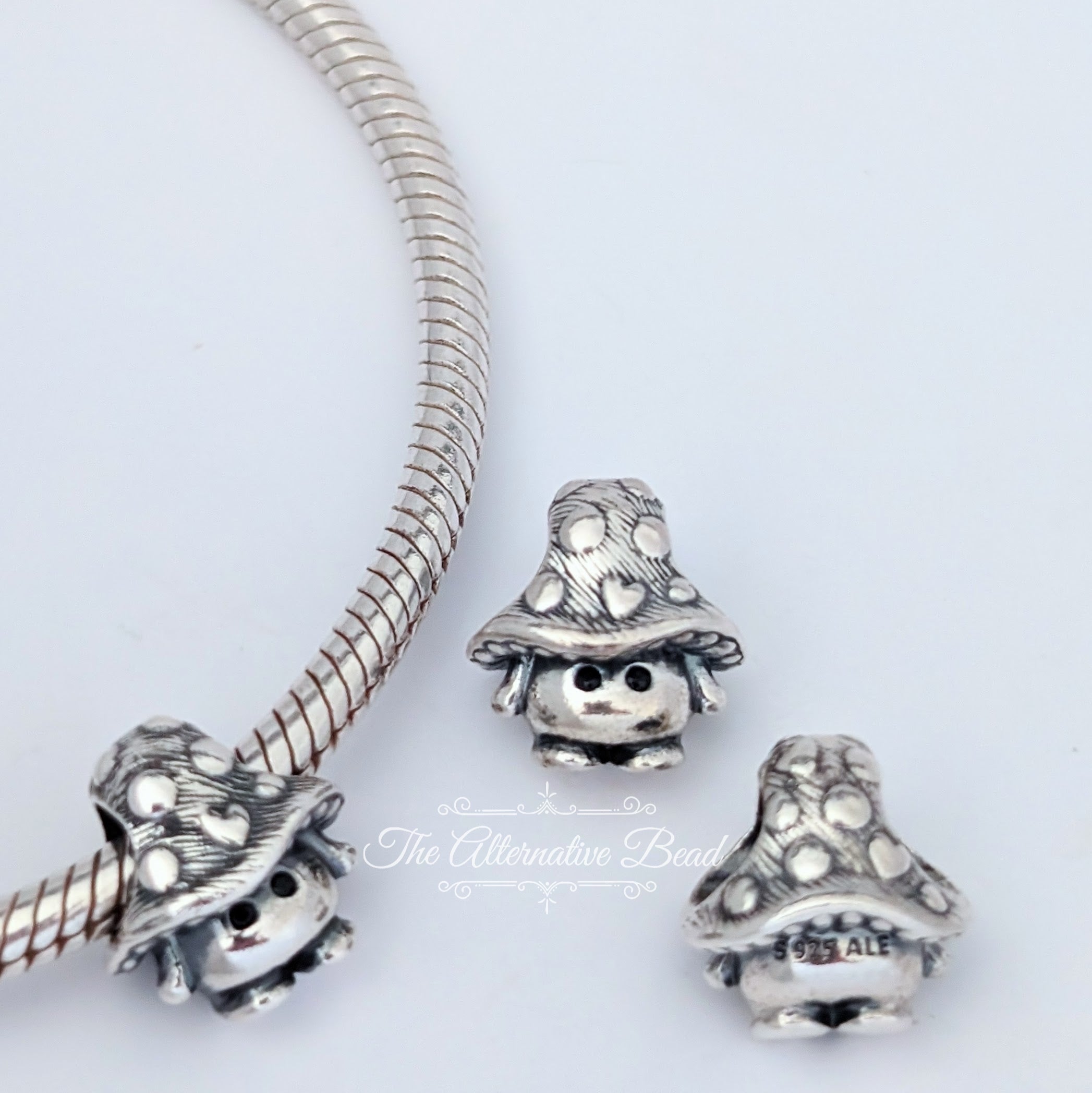 Pandora Cute Mushroom Charm (799528C01) silver sterling-silver Bead by The Alternative Bead. Your Jewelry Retailer from Germany