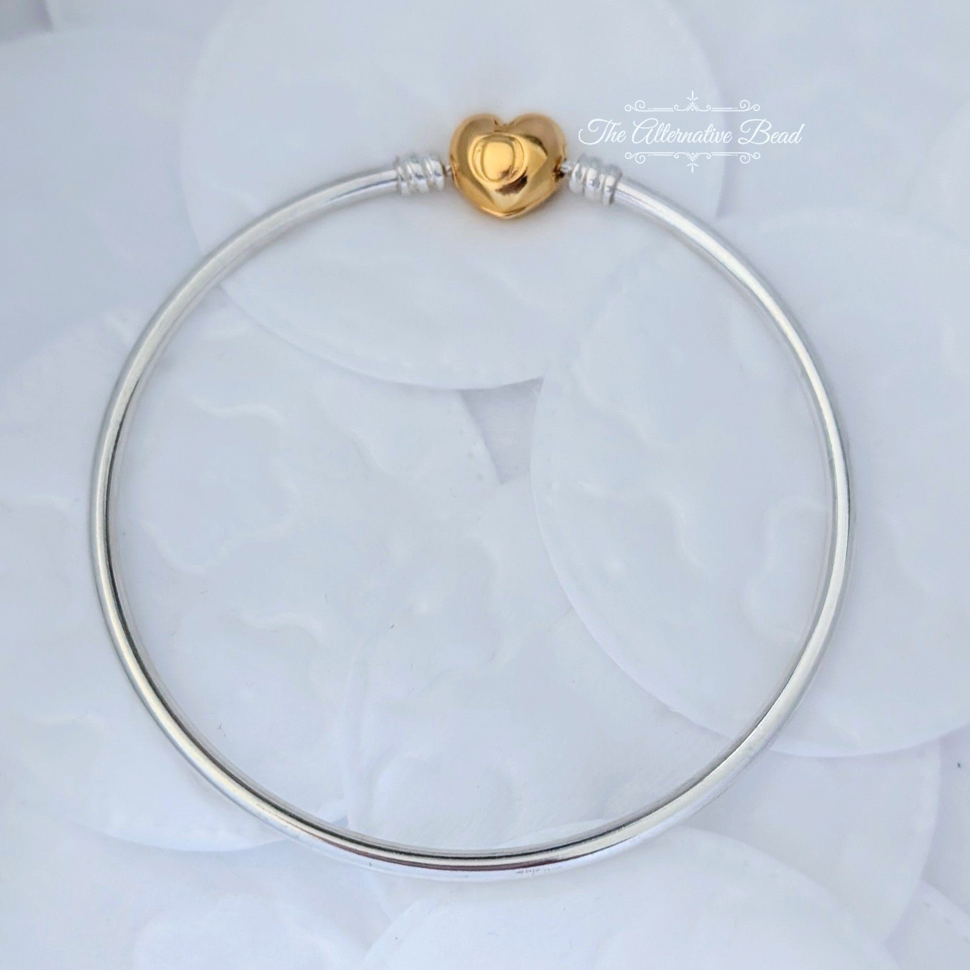 Pandora Pandora Moments Heart Clasp Bangle (567163) silver and gold sterling-silver and gold Bangle by The Alternative Bead. Your Jewelry Retailer from Germany