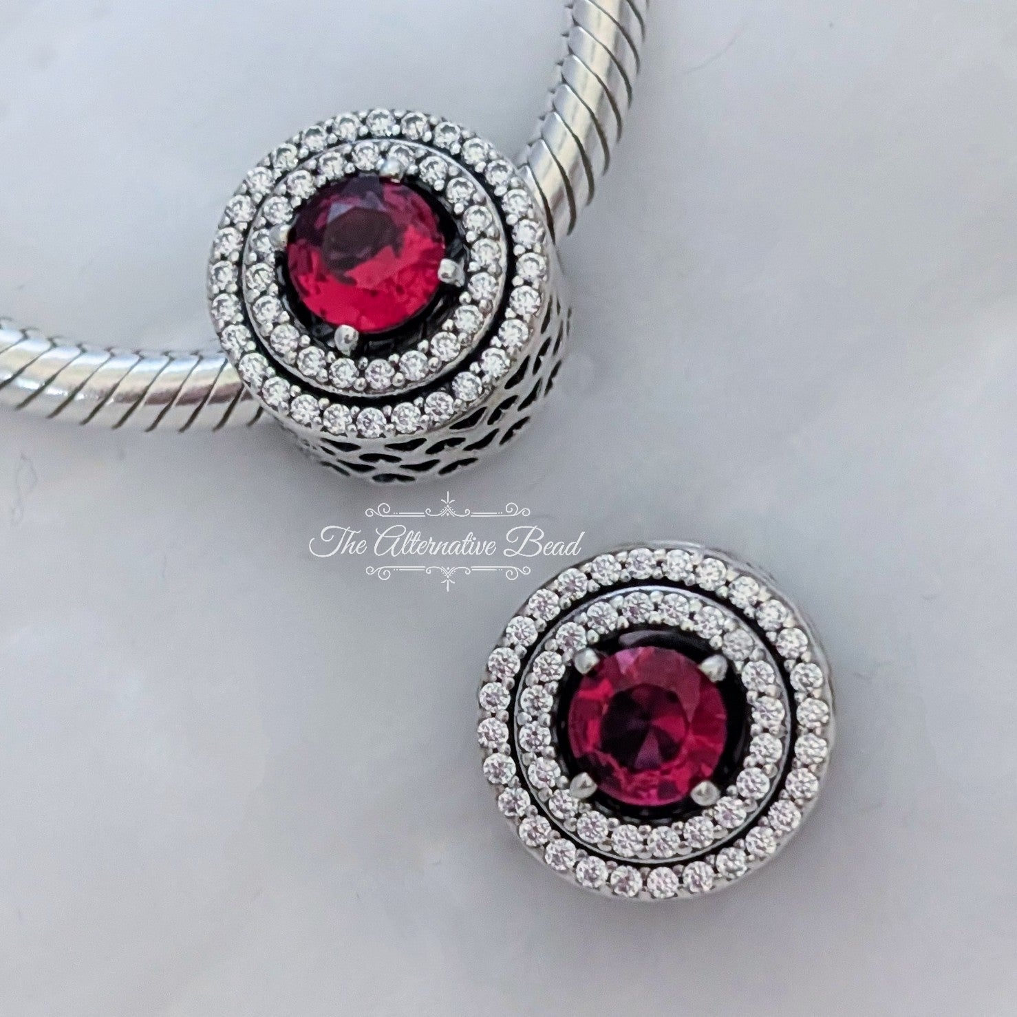 Pandora Red Sparkling Leveled Timeless Round Charm (792418C01) silver and red sterling-silver and crystal Bead by The Alternative Bead. Your Jewelry Retailer from Germany