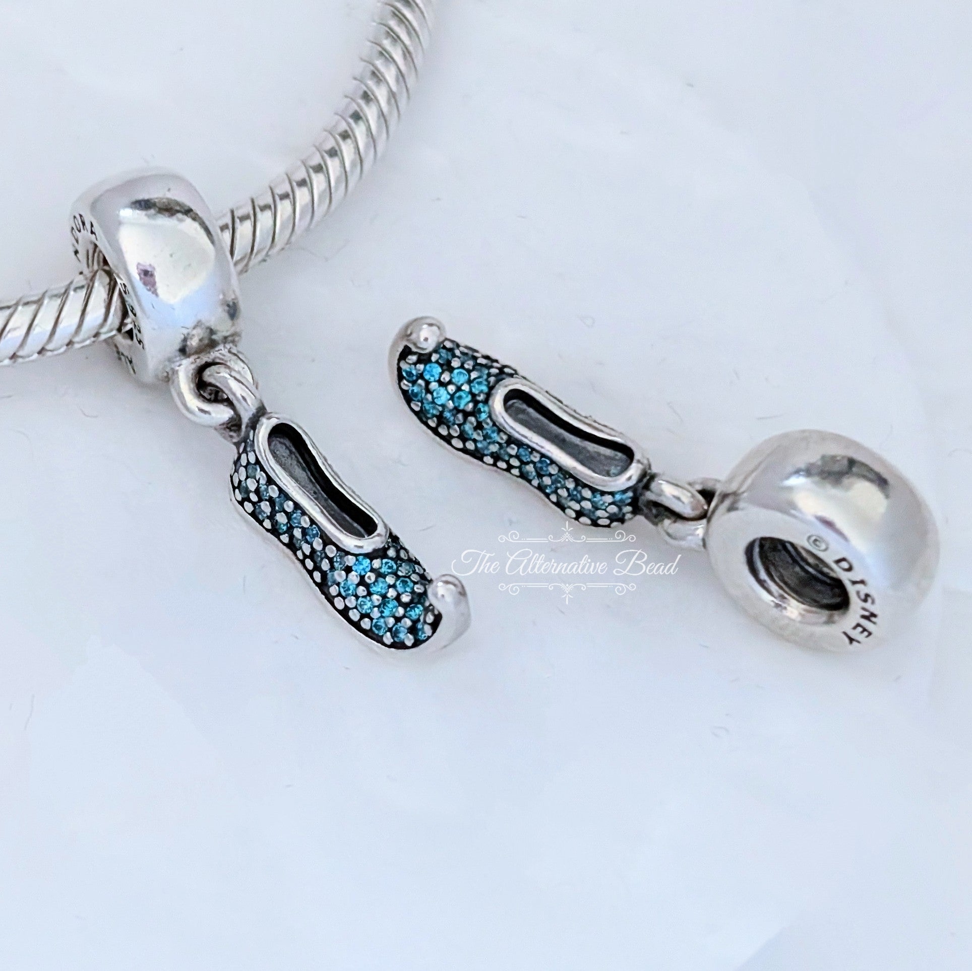 Disney x Pandora Princess Jasmine's Sparkling Slipper Dangle (791790MCZ) silver and blue and green sterling-silver Dangle by The Alternative Bead. Your Jewelry Retailer from Germany