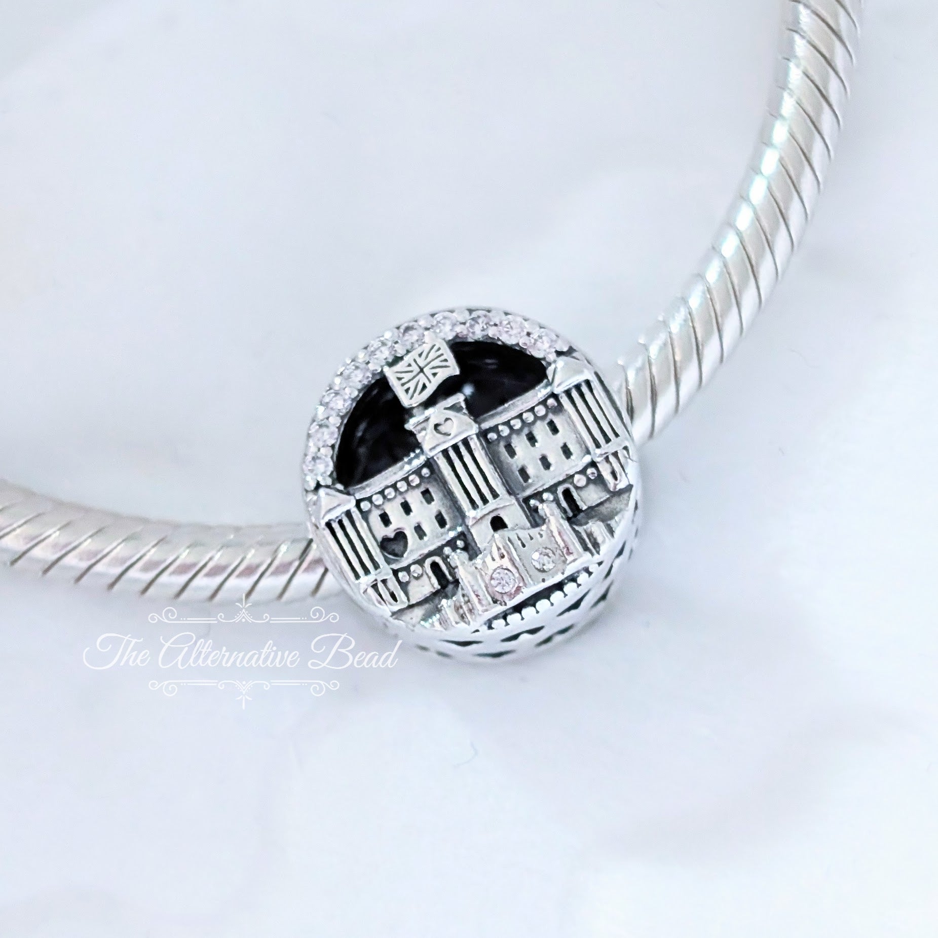 Pandora Sparkling Buckingham Palace Charm (799382C01) silver sterling-silver Bead by The Alternative Bead. Your Jewelry Retailer from Germany