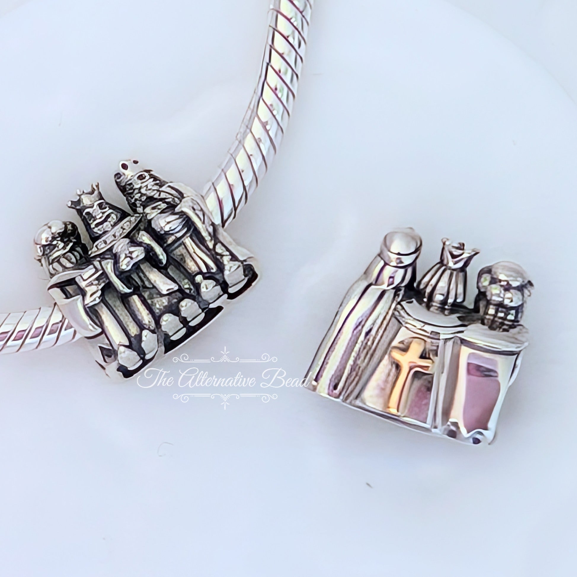 Pandora Three Wise Men Kings Two Tone Cross (14k Gold) (791233) silver and gold sterling-silver and gold Bead by The Alternative Bead. Your Jewelry Retailer from Germany