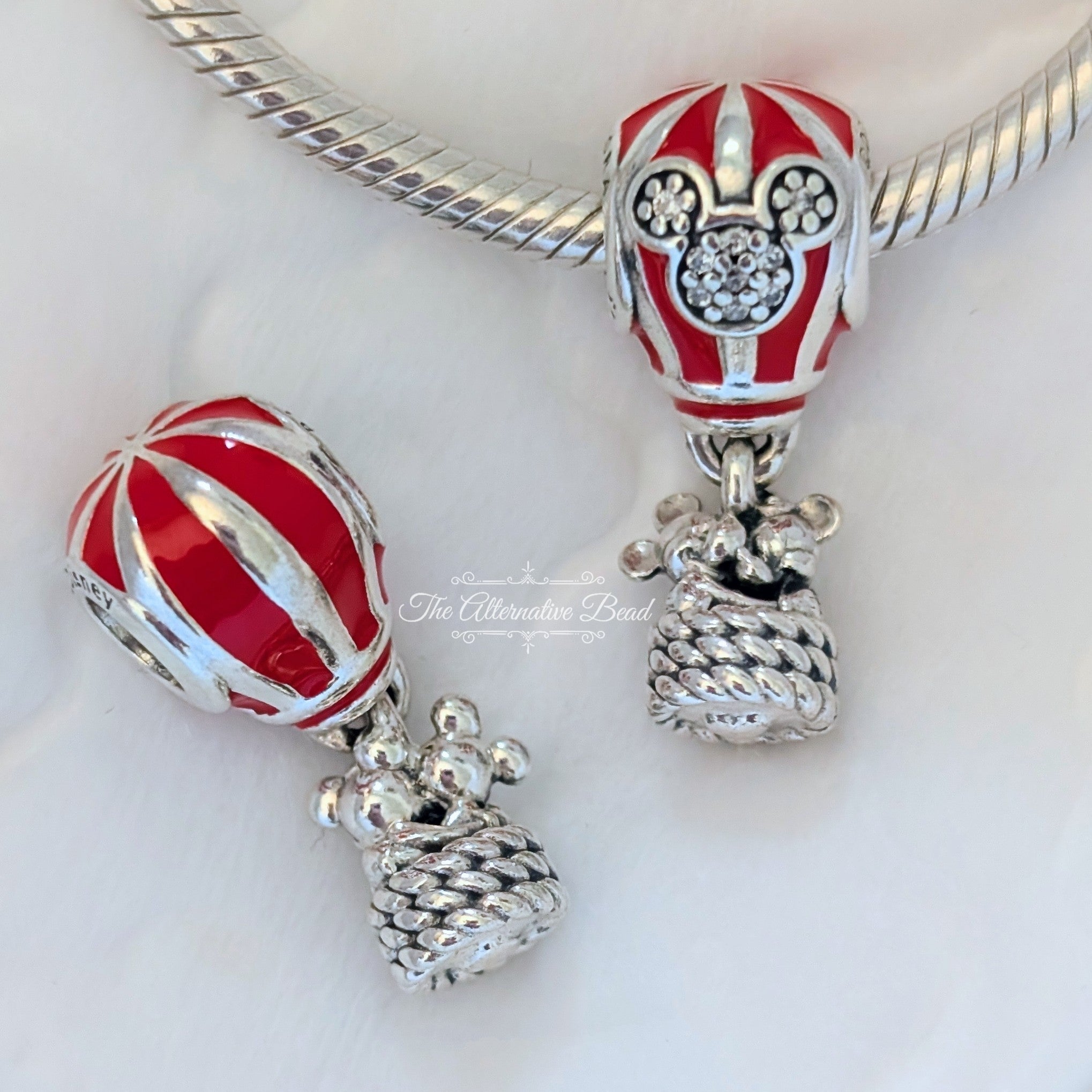Disney x Pandora Disney Hot Air Balloon of True Love Charm (LE China Exclusive) (798455C01) silver and red sterling-silver and enamel Dangle by The Alternative Bead. Your Jewelry Retailer from Germany