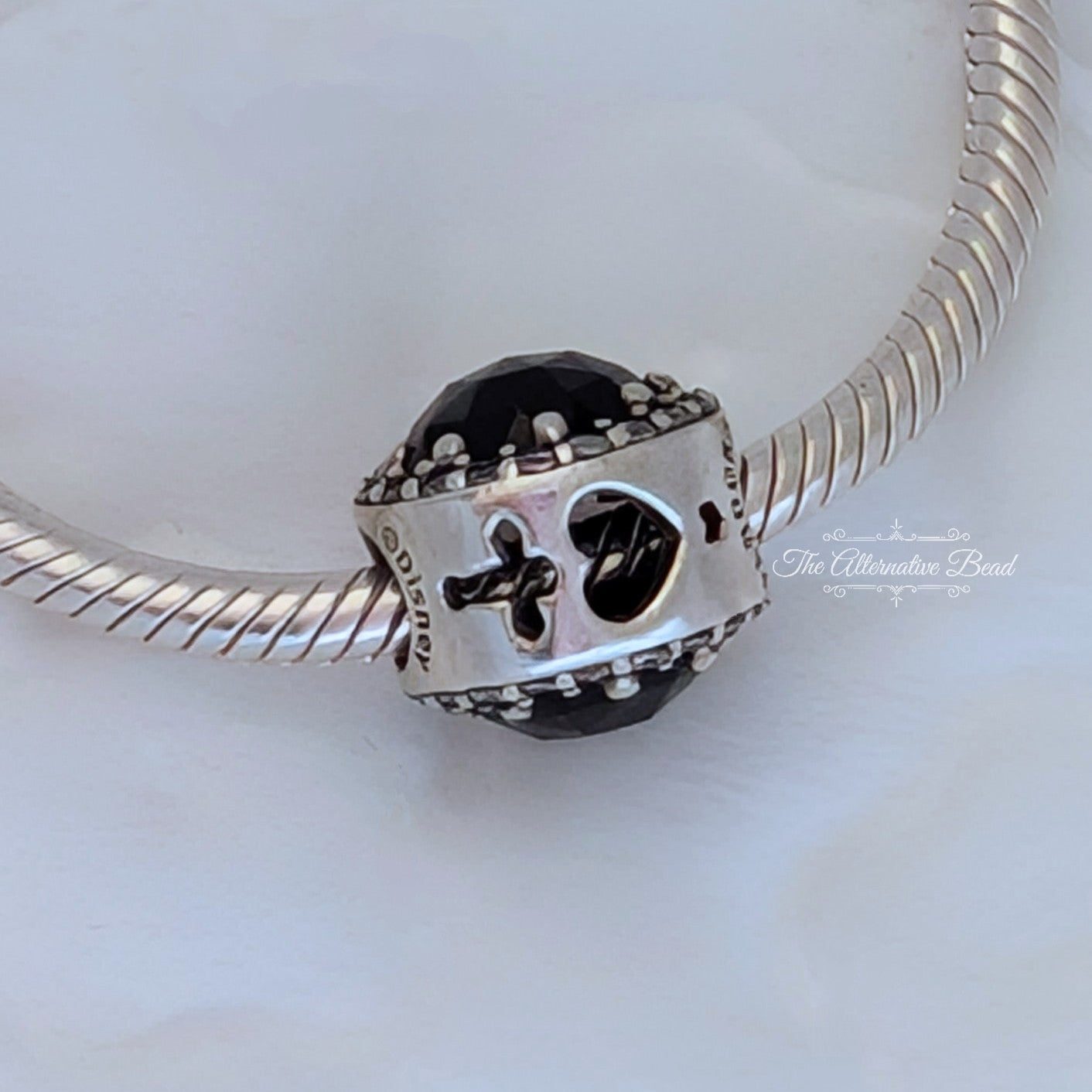 Disney x Pandora Disney Snow White silver charm with black crystal and clear cubic zirconia (797487NCK) silver and black sterling-silver and crystal Bead by The Alternative Bead. Your Jewelry Retailer from Germany