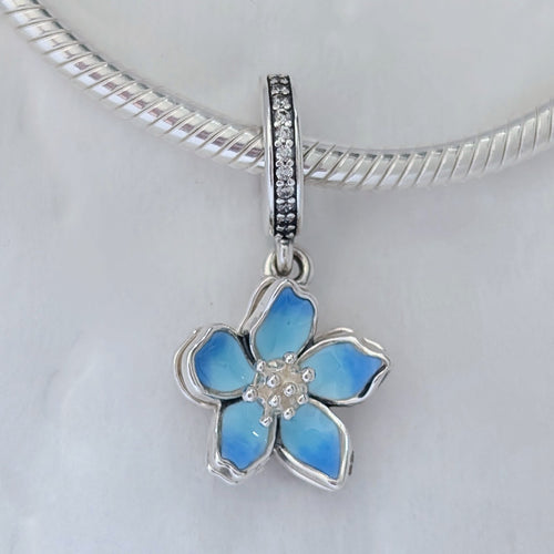 Pandora Blue Blossom Dangle Charm (790667C02 / 760667C01) gold and silver sterling-silver and enamel Dangle by The Alternative Bead. Your Jewelry Retailer from Germany