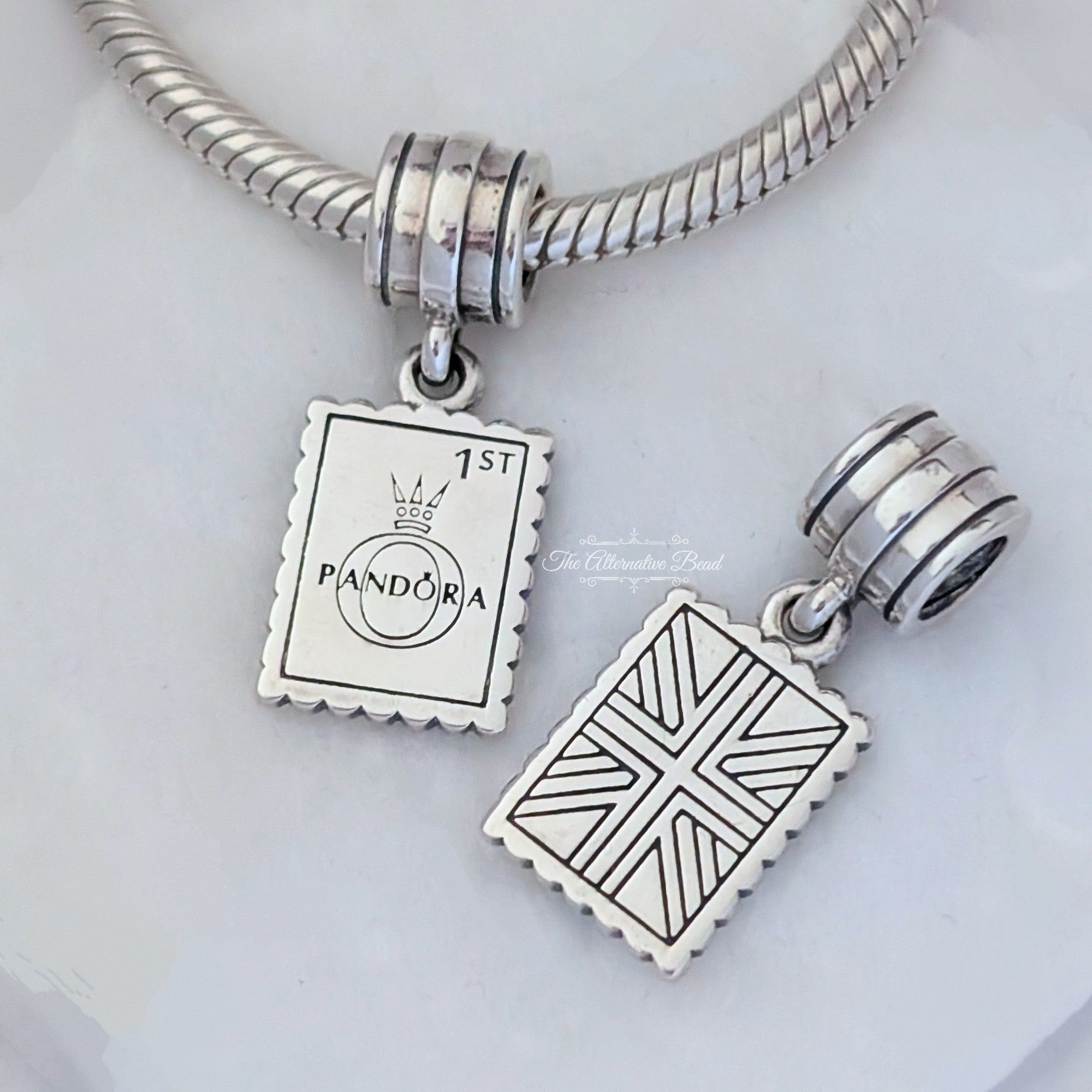 Pandora Greetings from London Dangle silver sterling-silver Dangle by The Alternative Bead. Your Jewelry Retailer from Germany