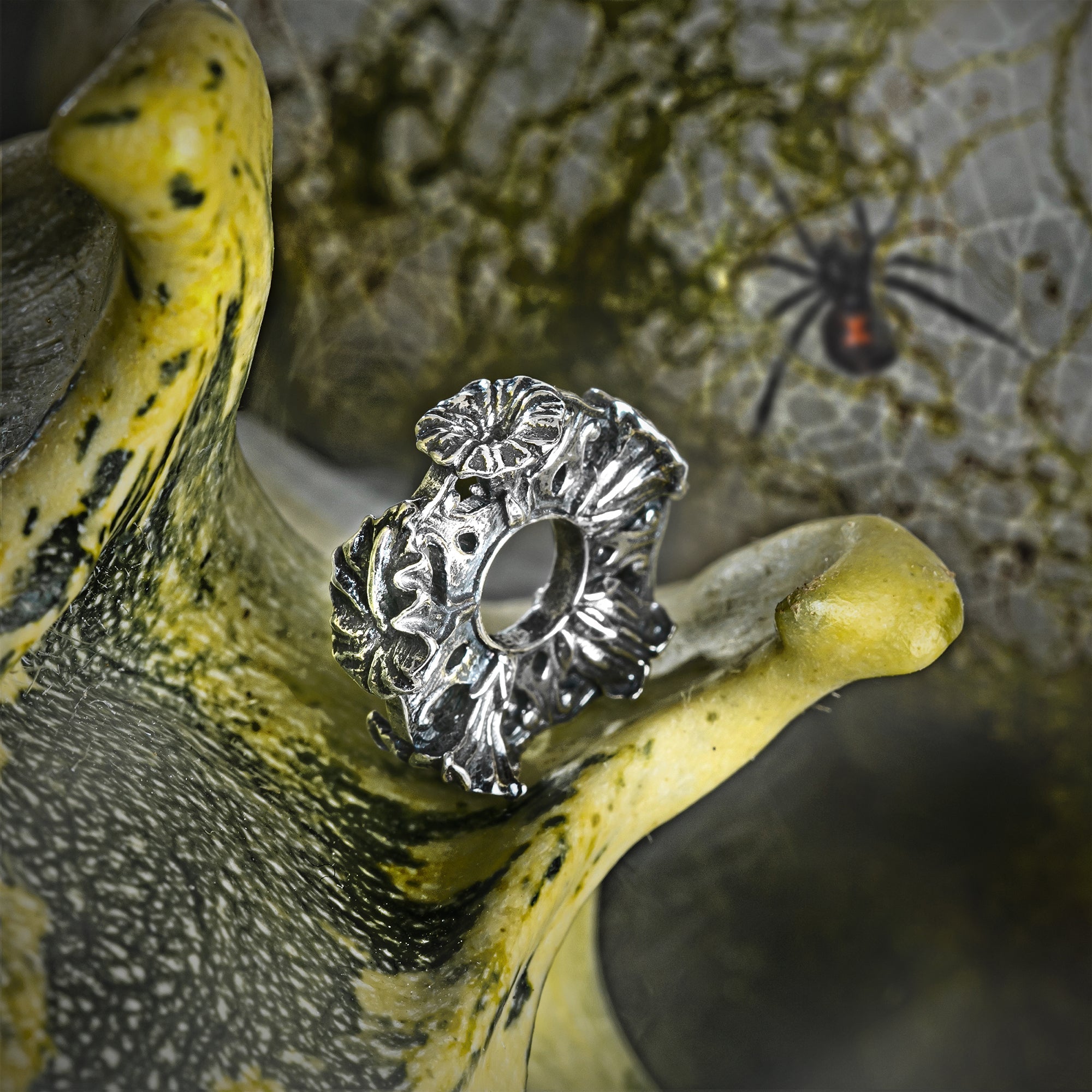 Elfbeads Wheel of Poison silver sterling-silver Spacer by The Alternative Bead. Your official Elfbeads Retailer from Germany