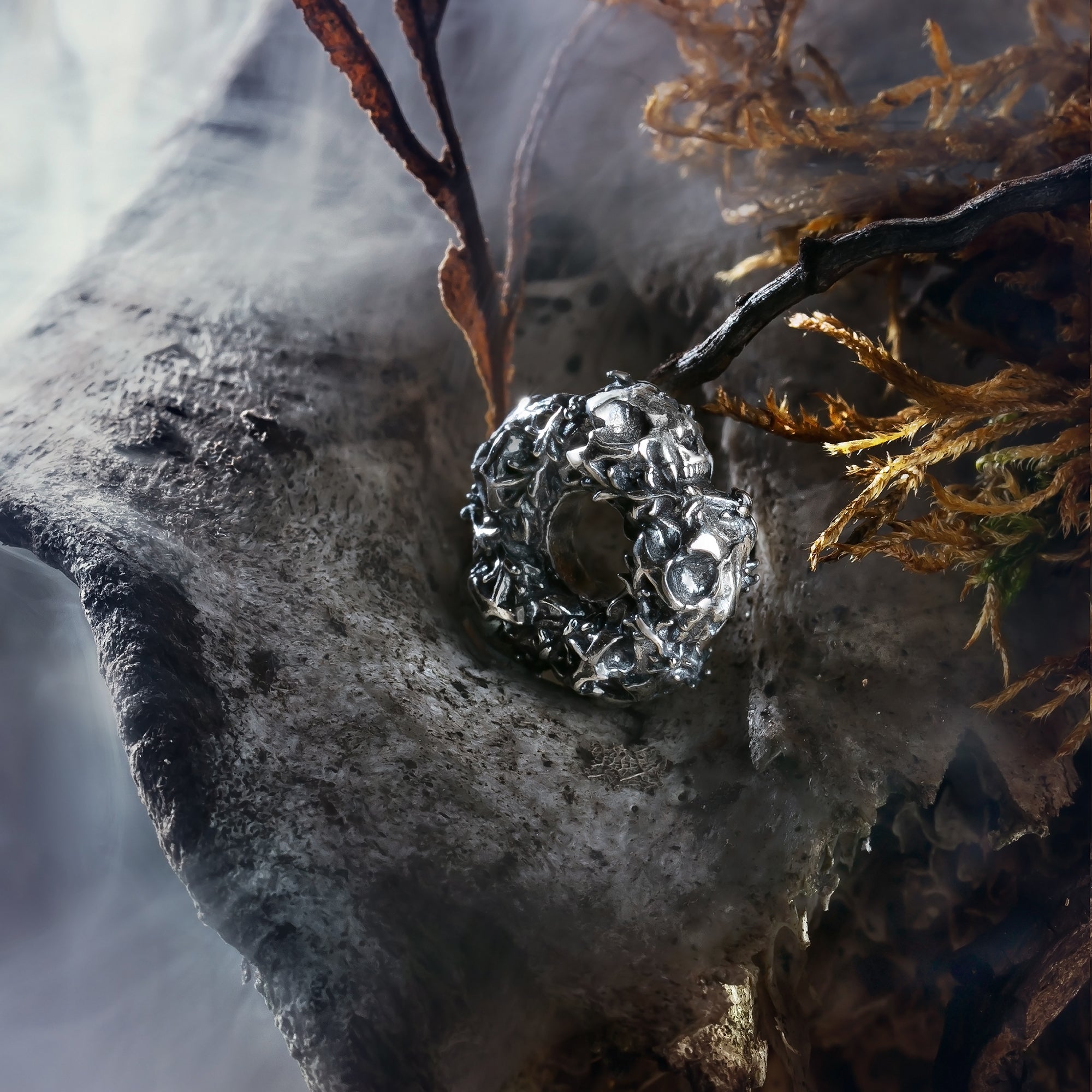 Elfbeads Thyme Skulls silver sterling-silver Bead by The Alternative Bead. Your official Elfbeads Retailer from Germany