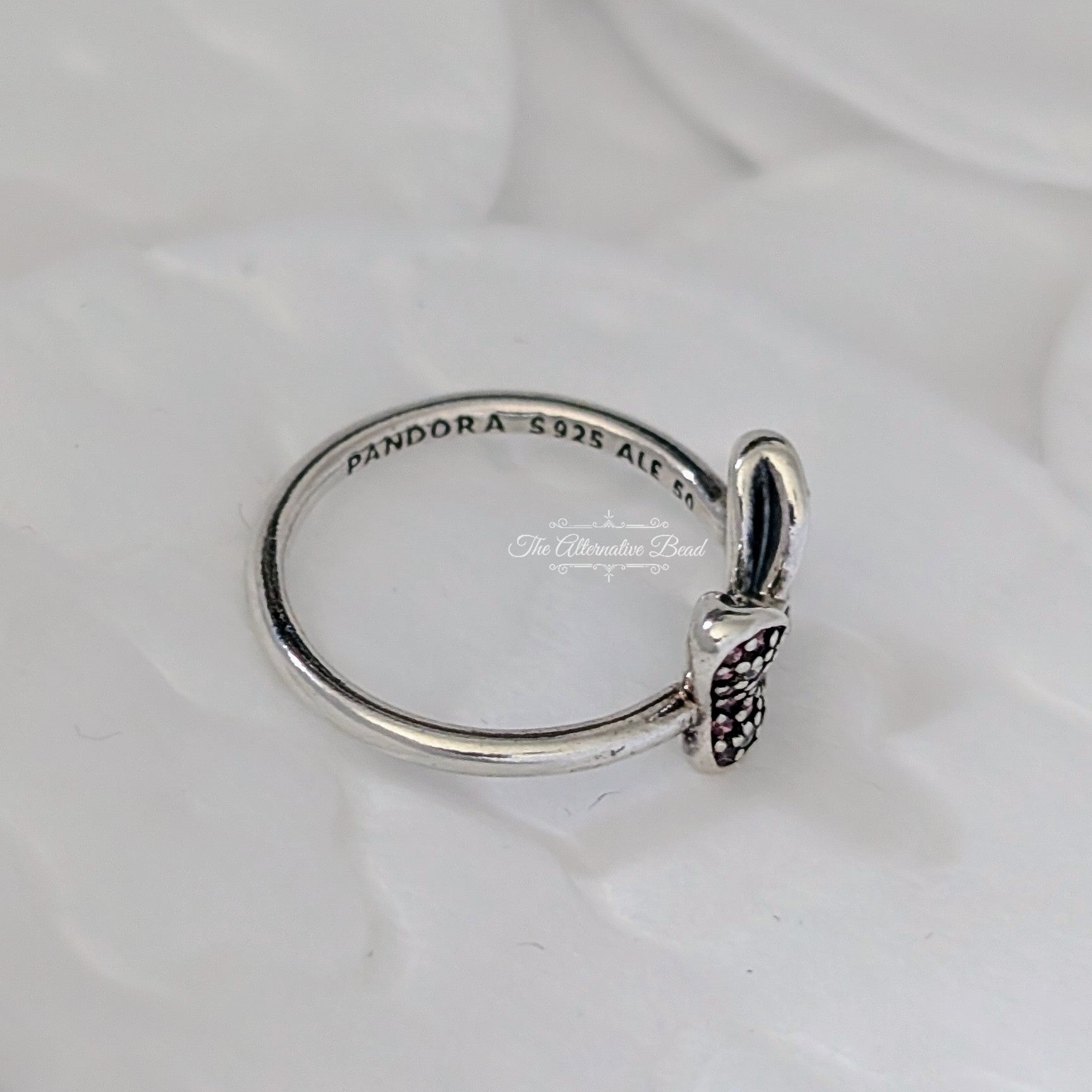 Disney x Pandora Minnie Mouse Sparkling Bow Ring (190956CZR) silver and pink sterling-silver Ring by The Alternative Bead. Your Jewelry Retailer from Germany