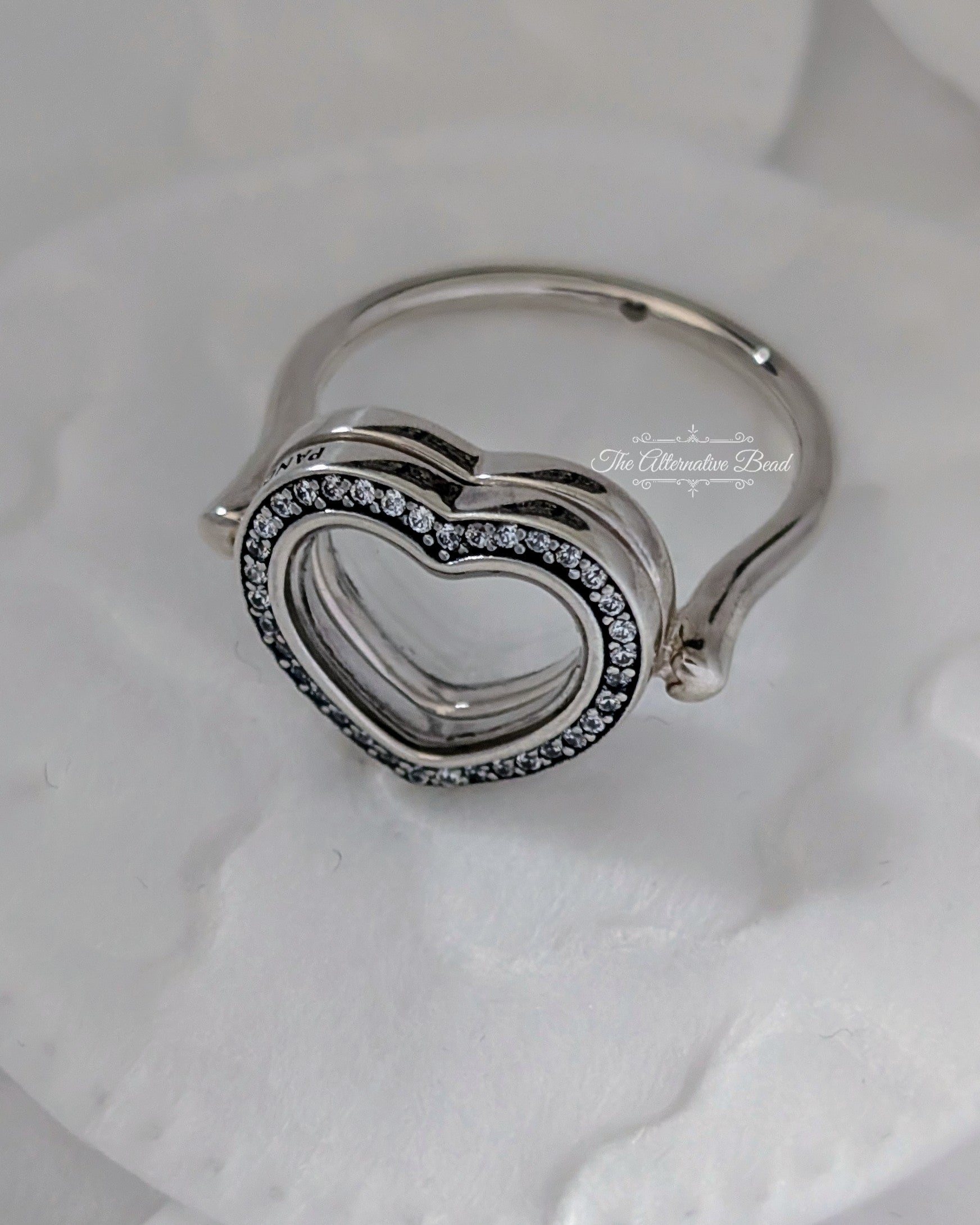 Pandora Heart Floating Locket Silver Ring with Clear Cubic Zirconia (197252CZ) silver sterling-silver Ring by The Alternative Bead. Your Jewelry Retailer from Germany