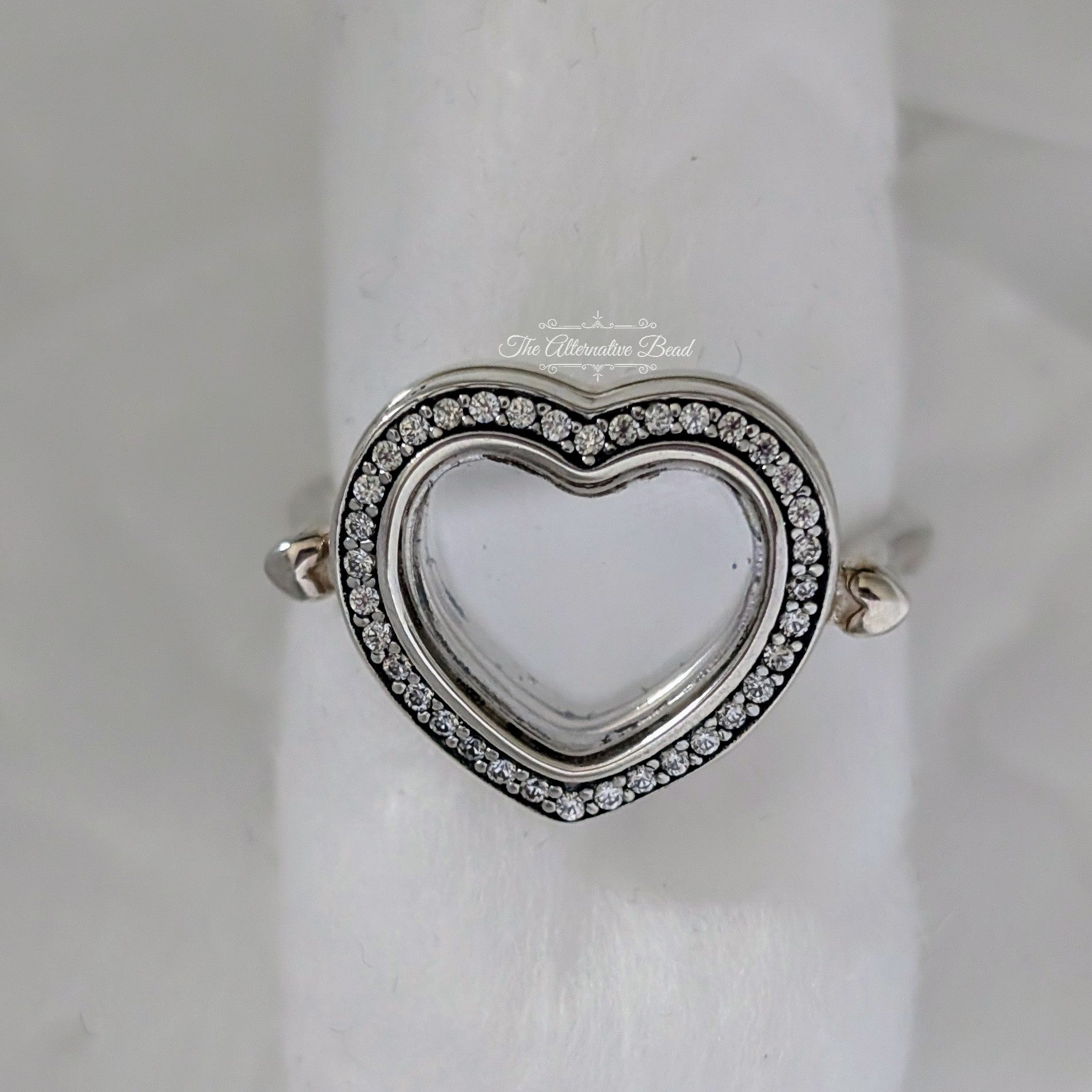 Pandora Heart Floating Locket Silver Ring with Clear Cubic Zirconia (197252CZ) silver sterling-silver Ring by The Alternative Bead. Your Jewelry Retailer from Germany