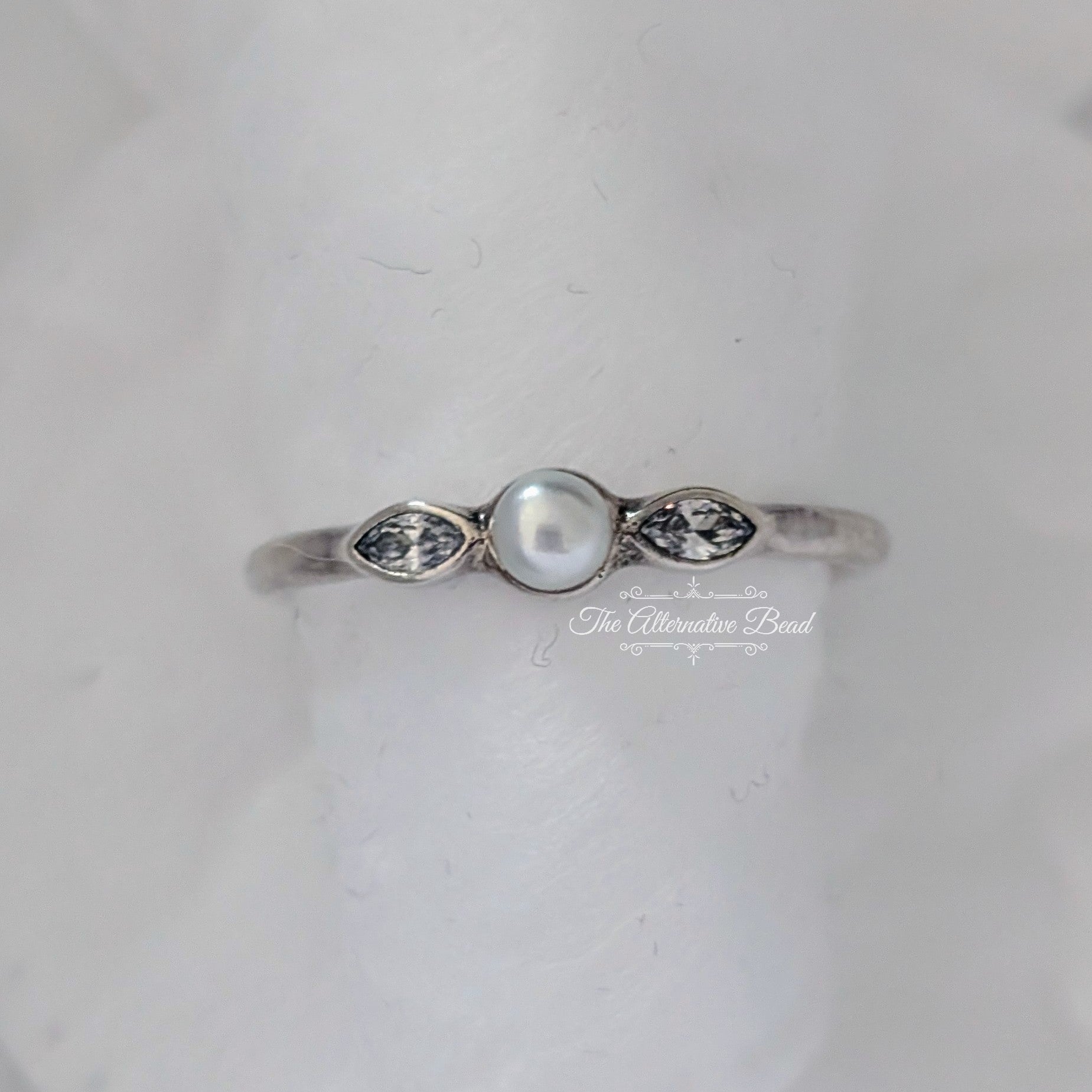 Pandora Petite Luminous Leaves Ring (190964P) silver sterling-silver Ring by The Alternative Bead. Your Jewelry Retailer from Germany