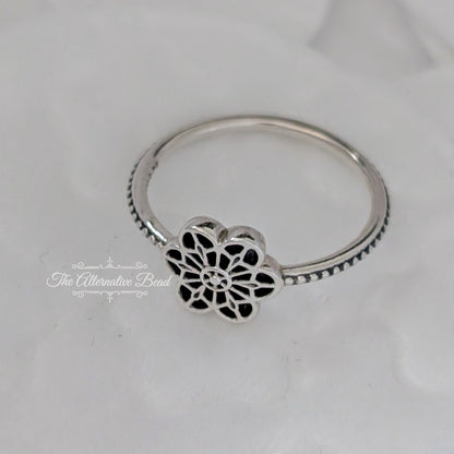 Floral Daisy Lace Ring