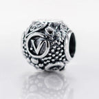 VIP-CHARMS White Rabbit Bead Charm silver sterling-silver Bead by The Alternative Bead. Your official VIP-CHARMS Retailer from Germany