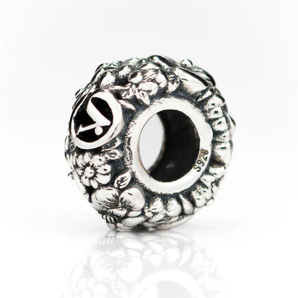 VIP-CHARMS Beautiful Violets Charm silver sterling-silver Bead by The Alternative Bead. Your official VIP-CHARMS Retailer from Germany