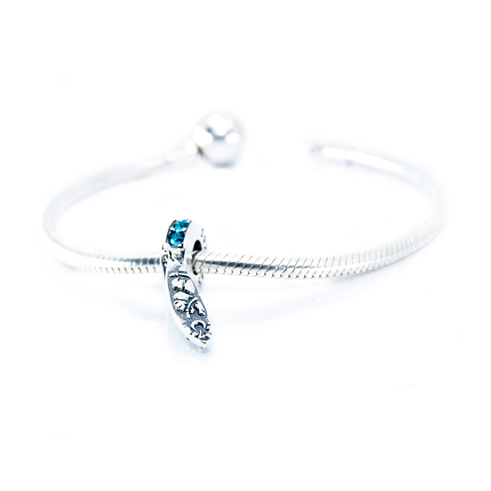 Aurora Charm Surfboard Turquoise Crystals Dangle silver; blue sterling-silver; crystal Dangle by The Alternative Bead. Your official Aurora Charm Retailer from Germany