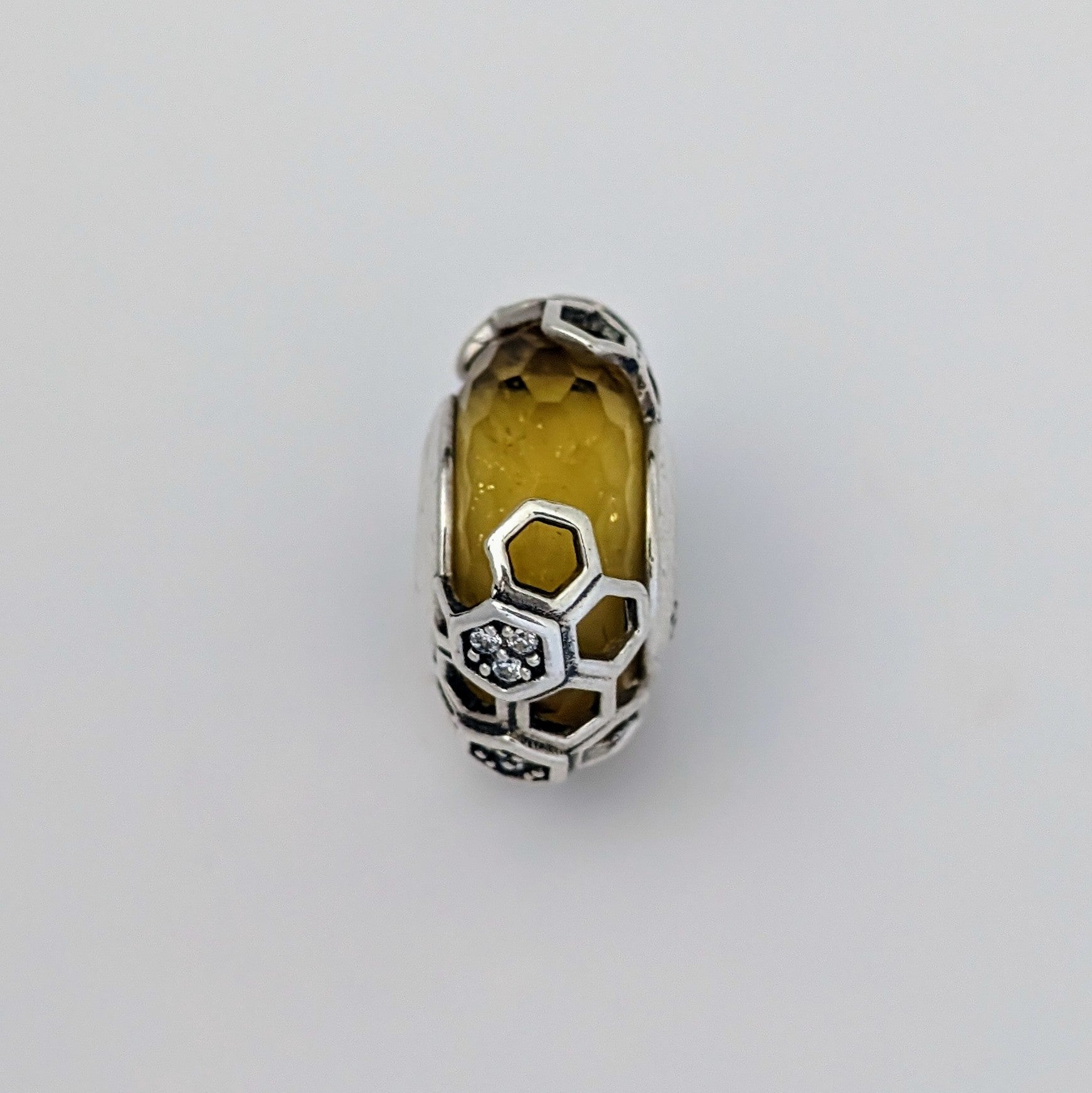Beadscollection Honeycomb Glassbead silver; yellow sterling-silver Bead by The Alternative Bead. Your Jewelry Retailer from Germany