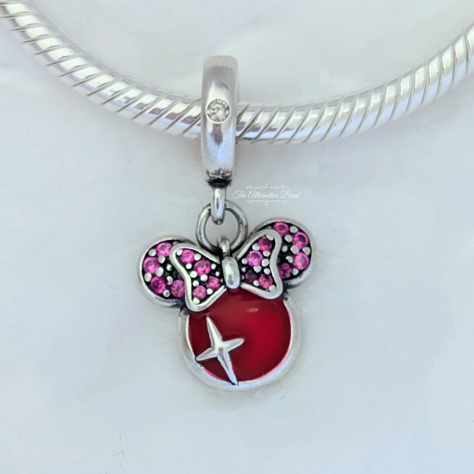 Beadscollection Minnie Mouse red Dangle silver; red; black sterling-silver; enamel Dangle by The Alternative Bead. Your Jewelry Retailer from Germany