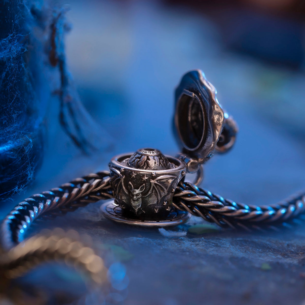 Elfbeads The Witch's Teacup silver sterling-silver Bead by The Alternative Bead. Your official Elfbeads Retailer from Germany