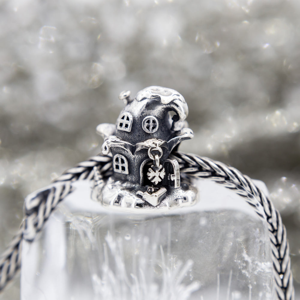 Elfbeads Winter Cottage silver sterling-silver Bead by The Alternative Bead. Your official Elfbeads Retailer from Germany