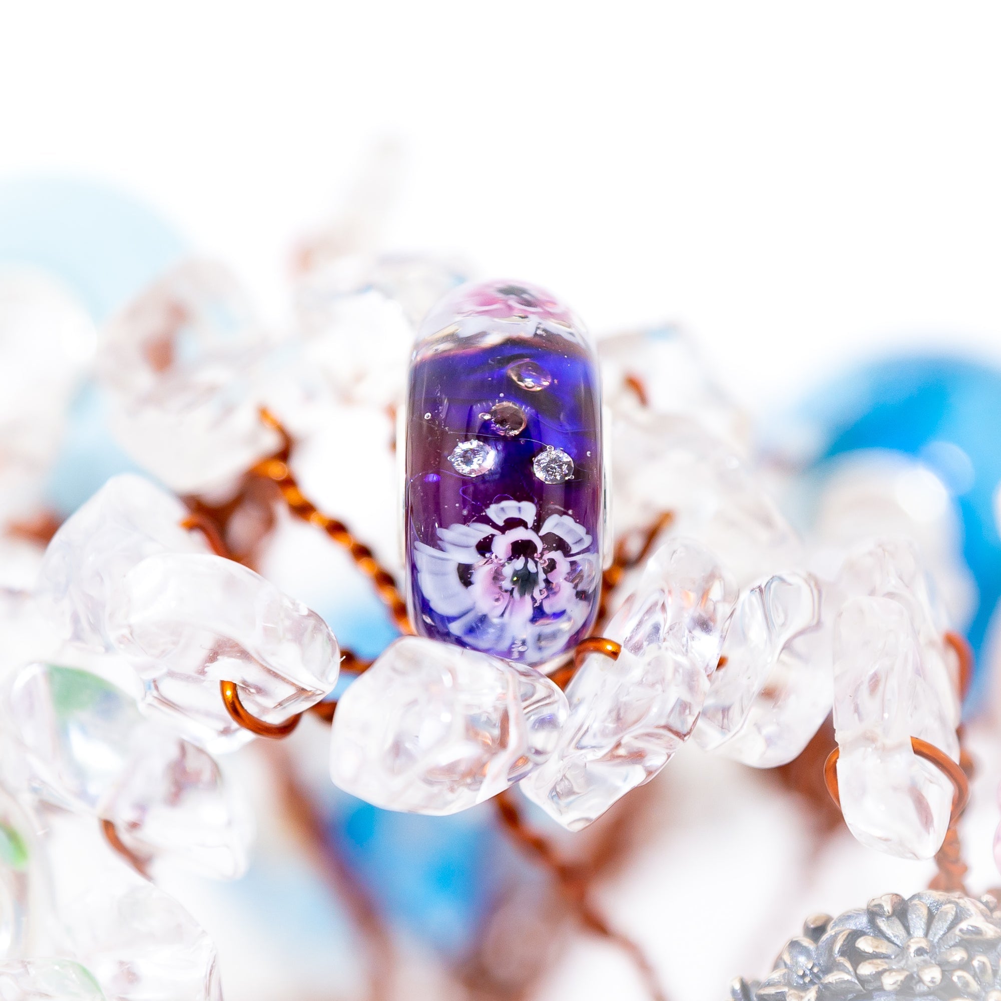 Elfbeads Winter Sky Flower Monroe  glass Bead by The Alternative Bead. Your official Elfbeads Retailer from Germany