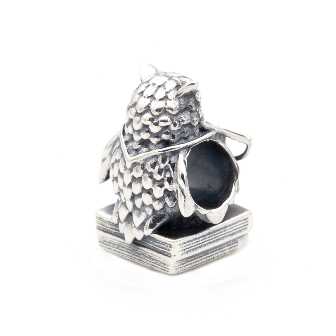 Black Raven Beads Inner Wisdom Owl silver sterling-silver Charm by The Alternative Bead. Your official Black Raven Beads Retailer from Germany