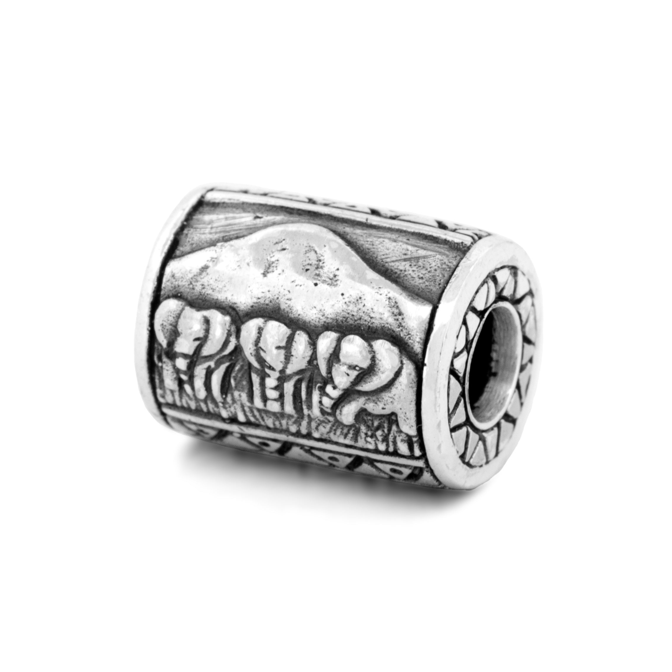 Black Raven Beads Elephants of Amboseli and the Mara crossing silver sterling-silver Bead by The Alternative Bead. Your official Black Raven Beads Retailer from Germany