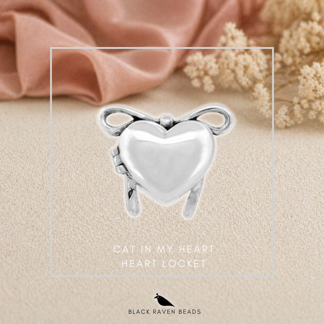 Black Raven Beads Cat in My Heart - Heart Locket silver sterling-silver Dangle by The Alternative Bead. Your official Black Raven Beads Retailer from Germany
