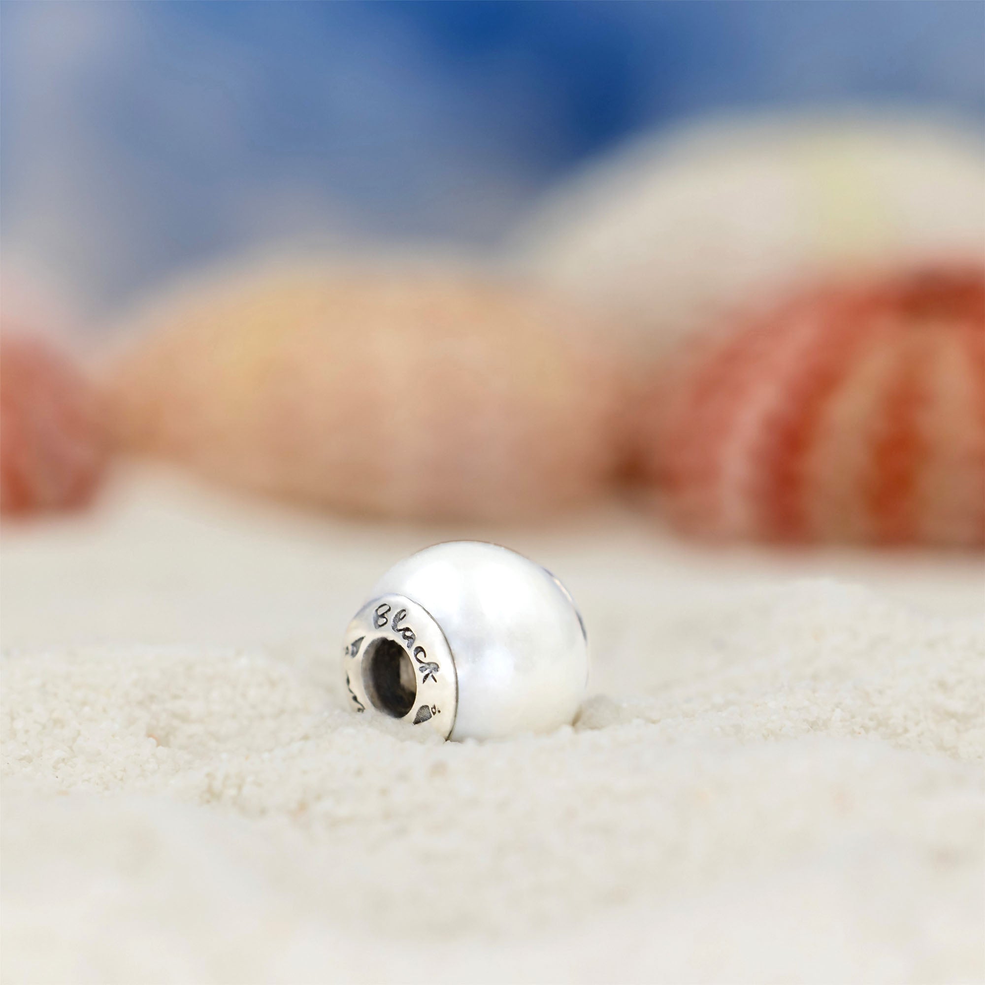 Black Raven Beads Purity White Pearl white natural-stone Charm by The Alternative Bead. Your official Black Raven Beads Retailer from Germany