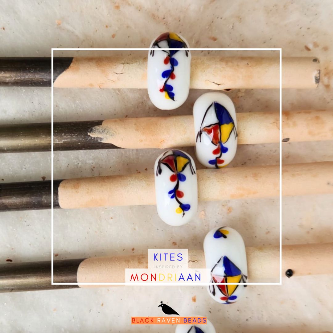 Black Raven Beads Mondriaan Kite white; red; yellow; blue glass Bead by The Alternative Bead. Your official Black Raven Beads Retailer from Germany
