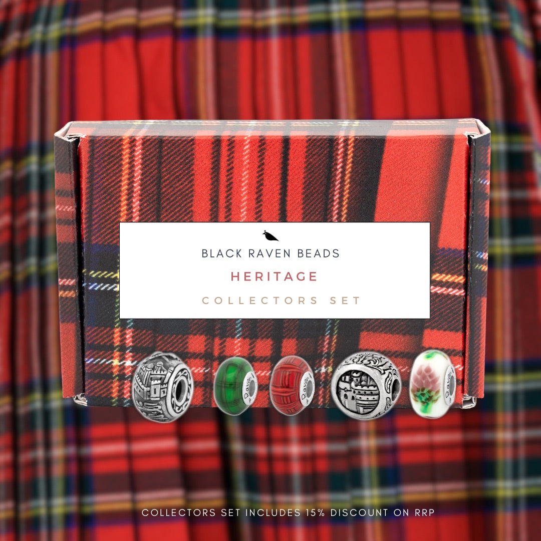 Black Raven Beads Heritage collectors set silver; red; green; white sterling-silver; glass Collectors Set by The Alternative Bead. Your official Black Raven Beads Retailer from Germany