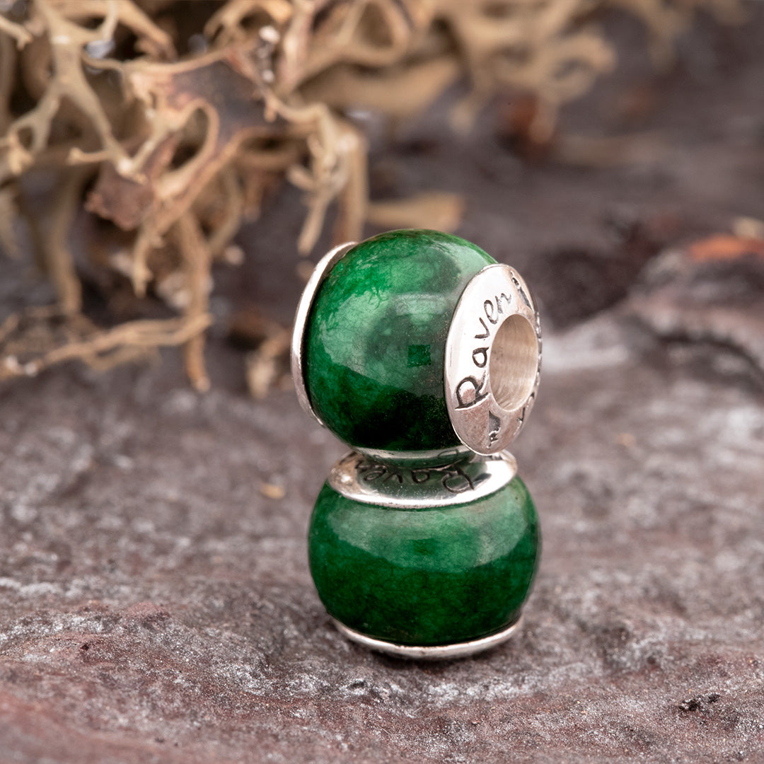 Black Raven Beads Green Jade green natural-stone Charm by The Alternative Bead. Your official Black Raven Beads Retailer from Germany